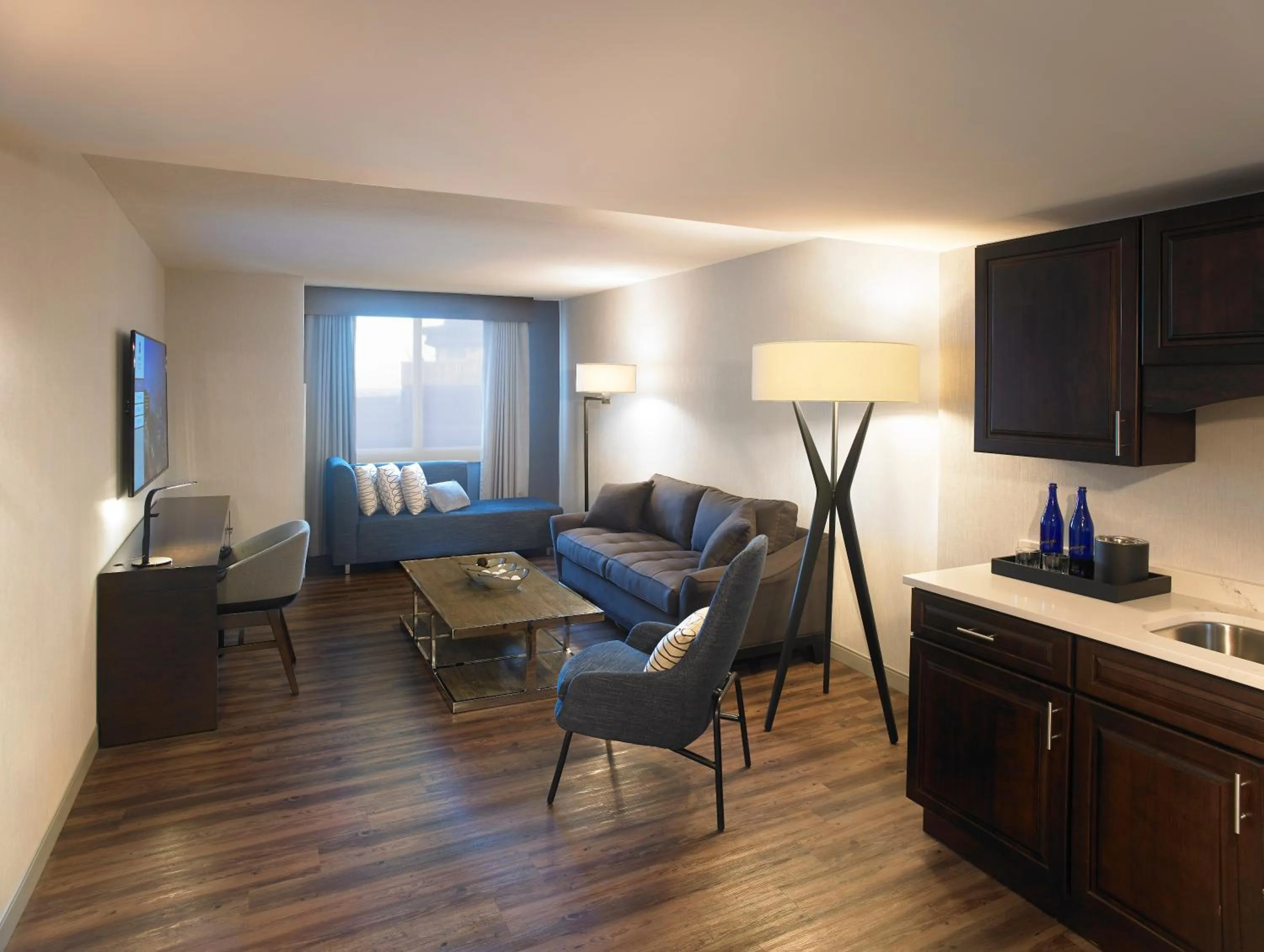 Living room in Hyatt Regency Rochester