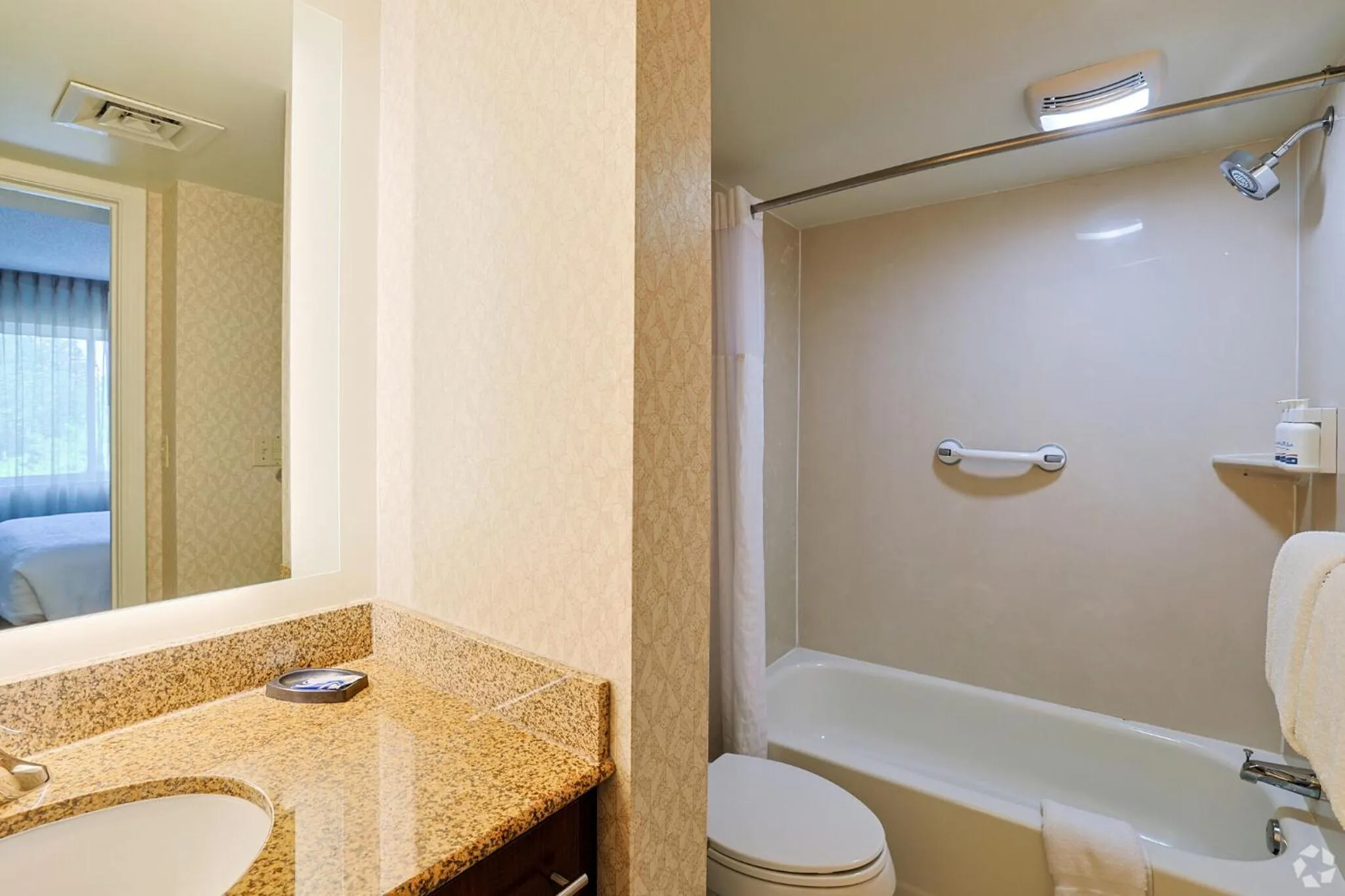 Avia Residences on Research - Extended Stay