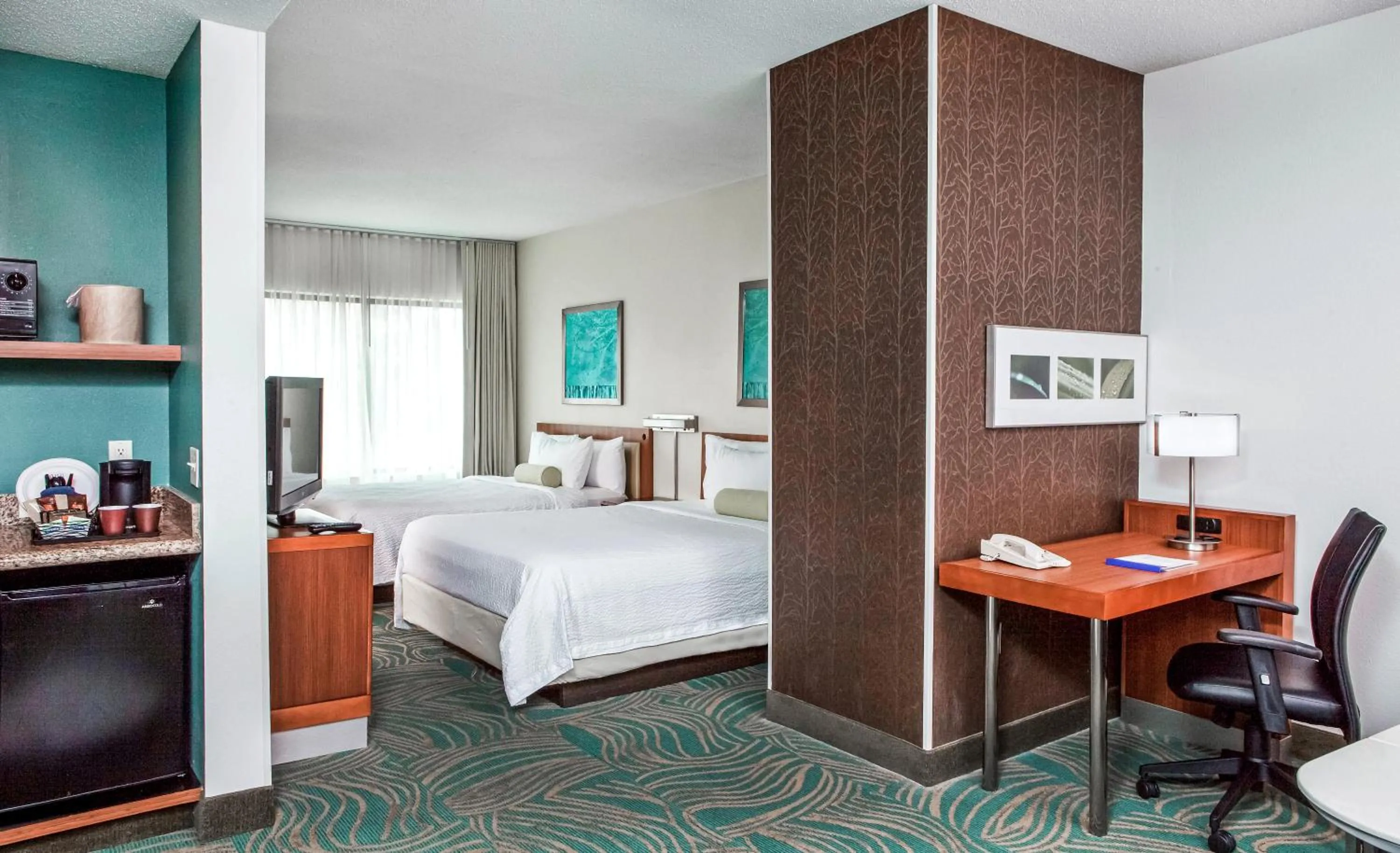 Bed in SpringHill Suites Boston Peabody