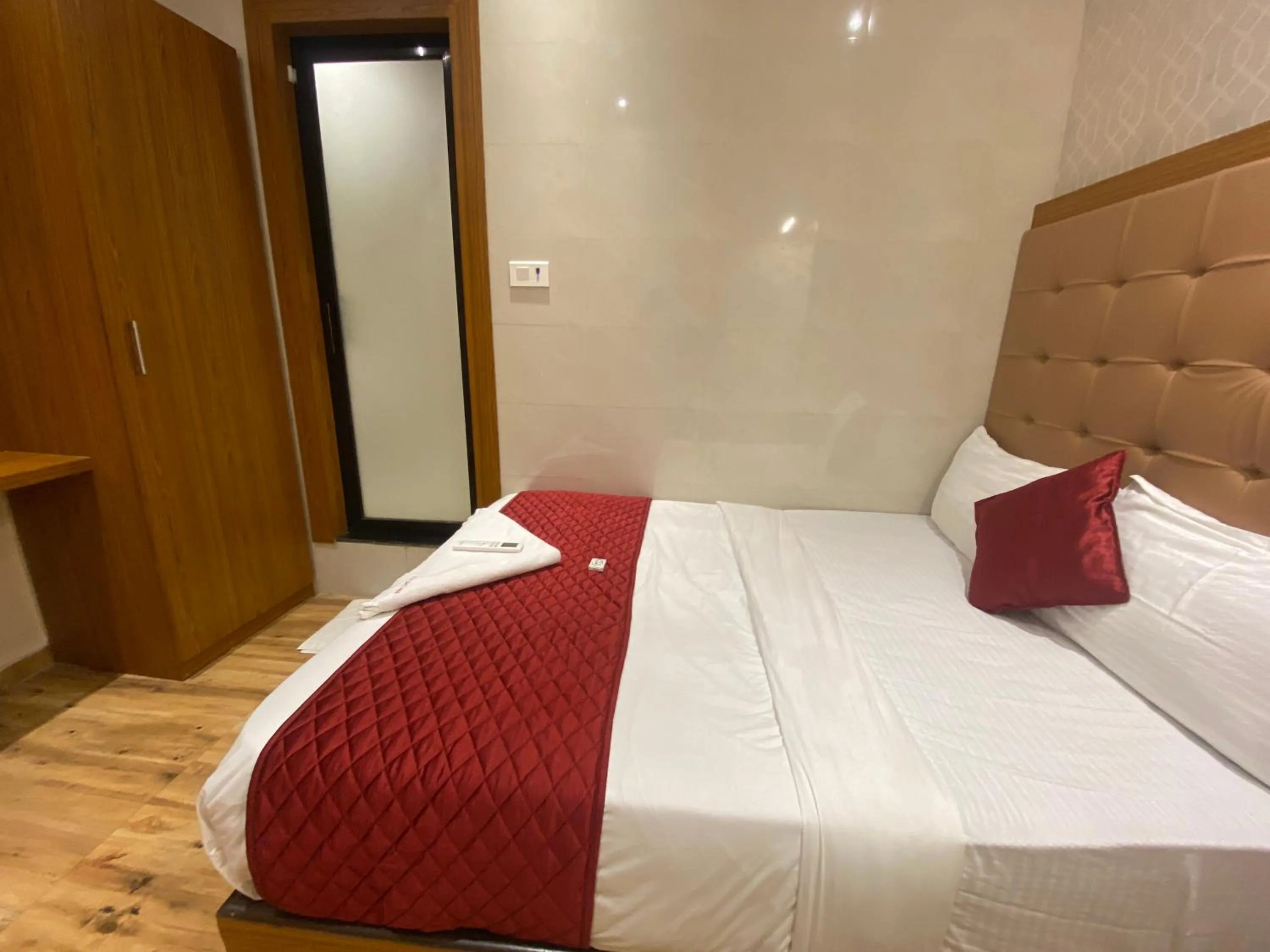 Bed in Hotel BKC Inn - Near Trade Center, Visa Consulate BKC