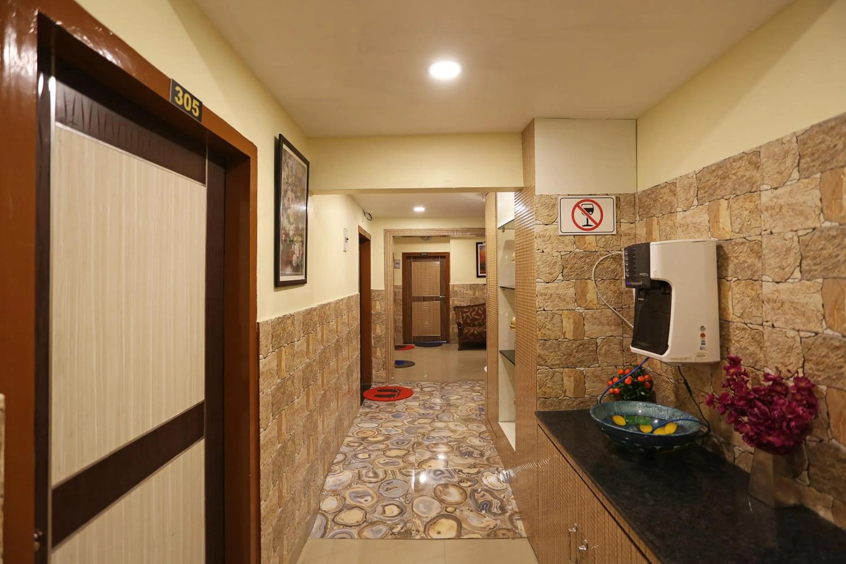 Lobby or reception in Super Hotel O Cherry City Cottage