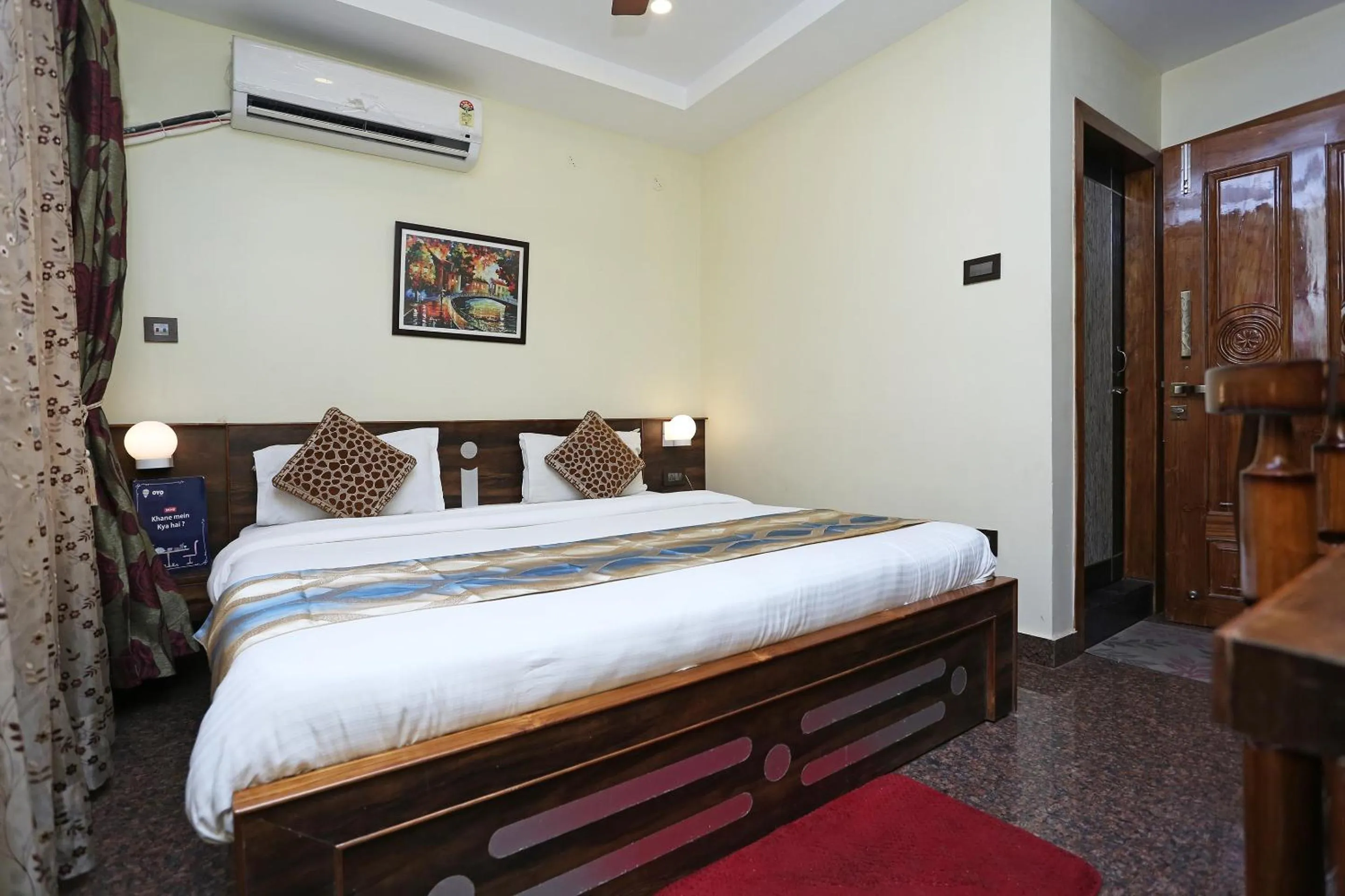 Bedroom, Bed in Super Hotel O Cherry City Cottage