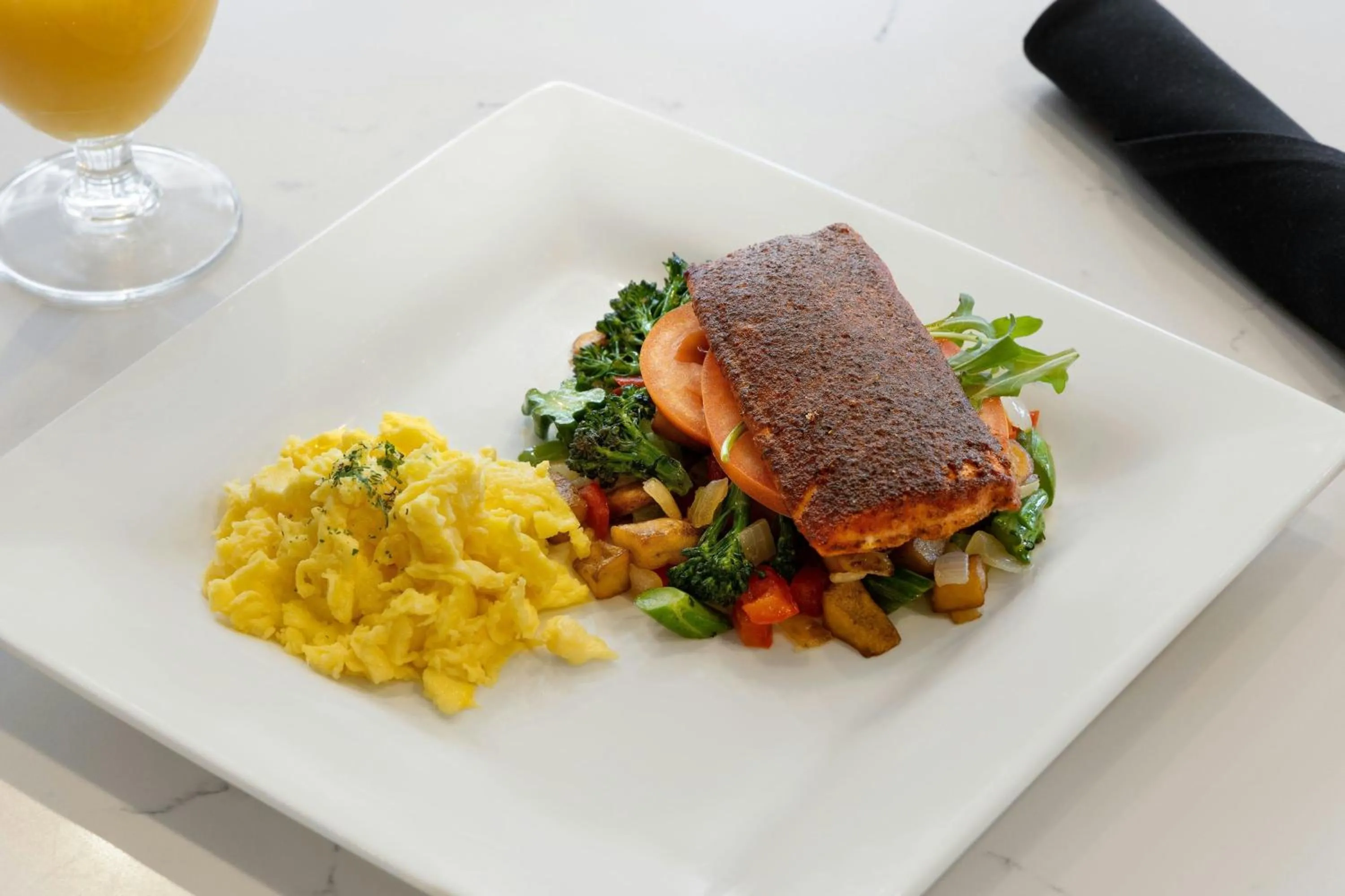 Restaurant/places to eat in Courtyard by Marriott Seattle Bellevue/Downtown