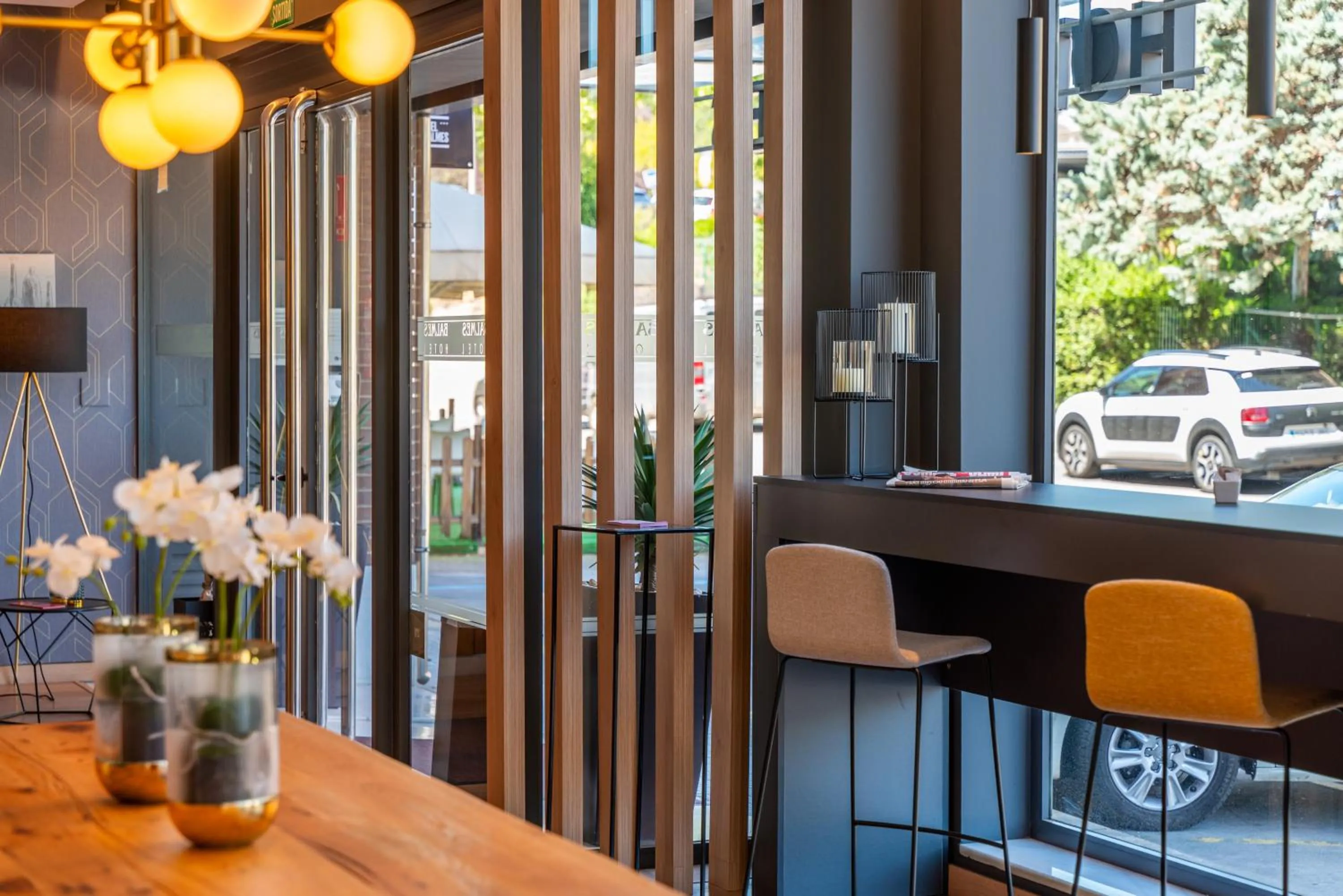 Restaurant/places to eat in Hotel J. Balmes Vic