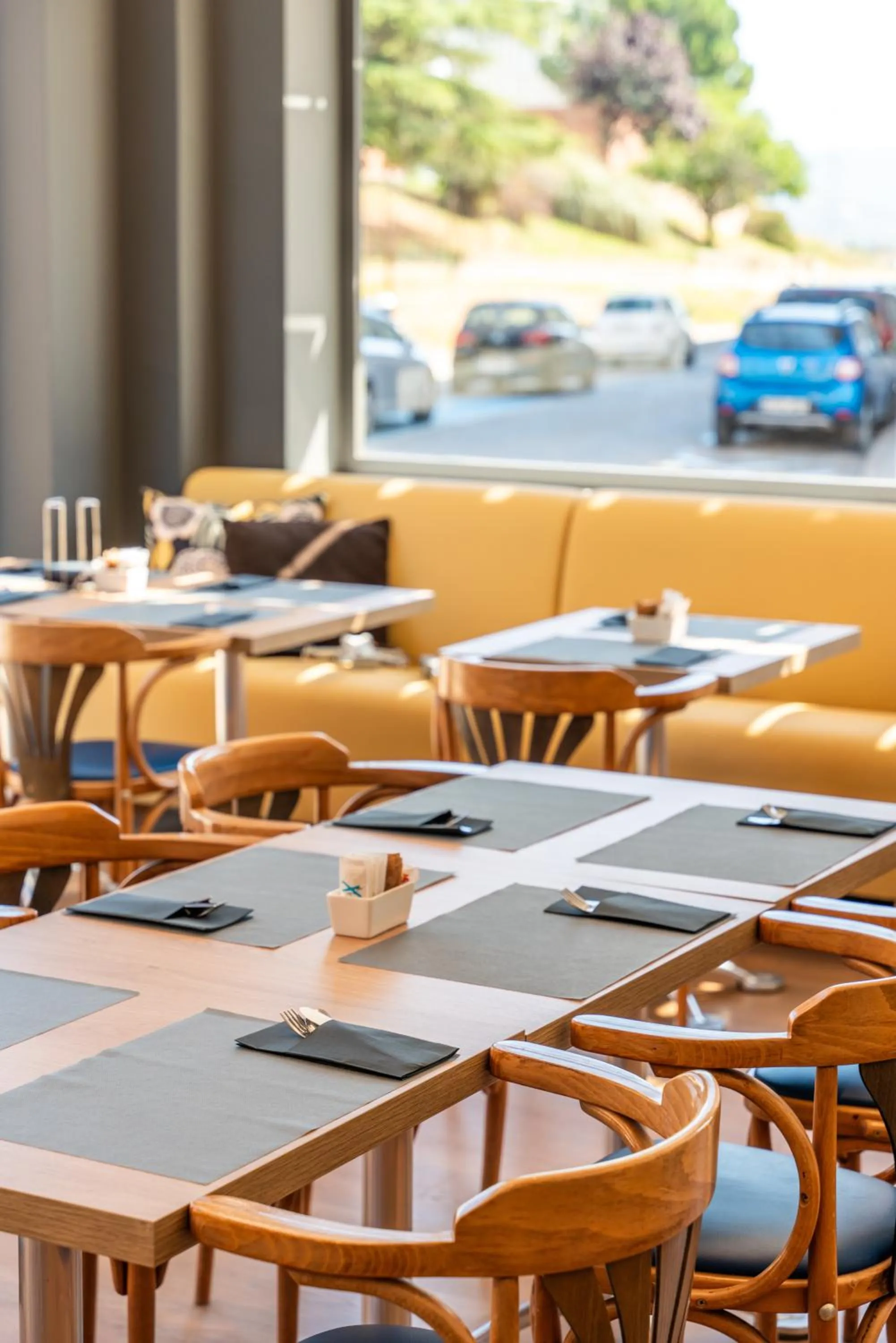 Restaurant/places to eat in Hotel J. Balmes Vic