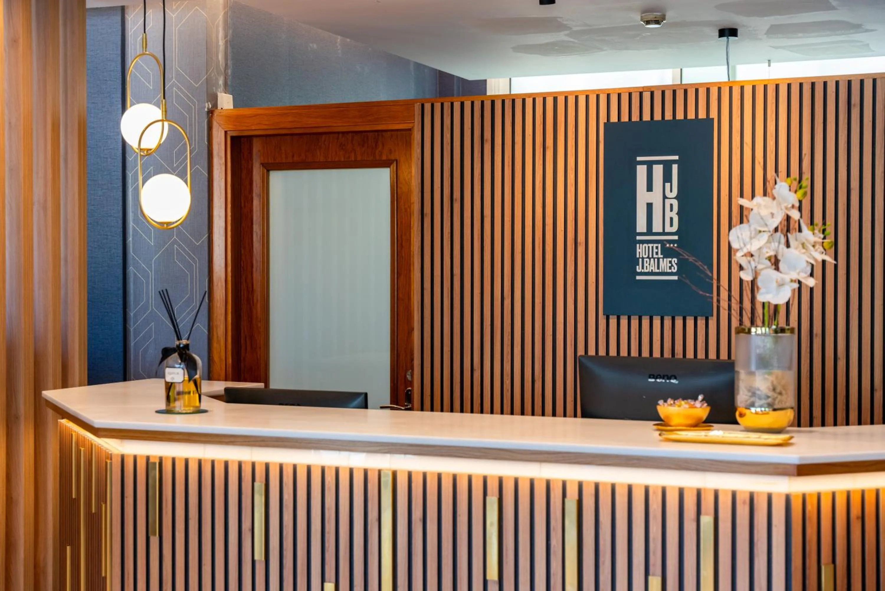 Lobby or reception in Hotel J. Balmes Vic