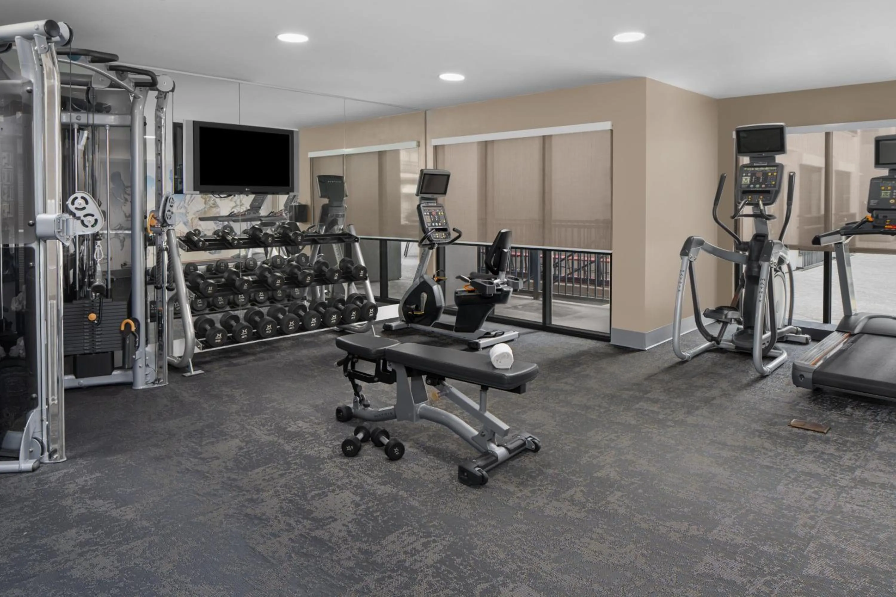 Fitness centre/facilities in Residence Inn Los Angeles Burbank/Downtown