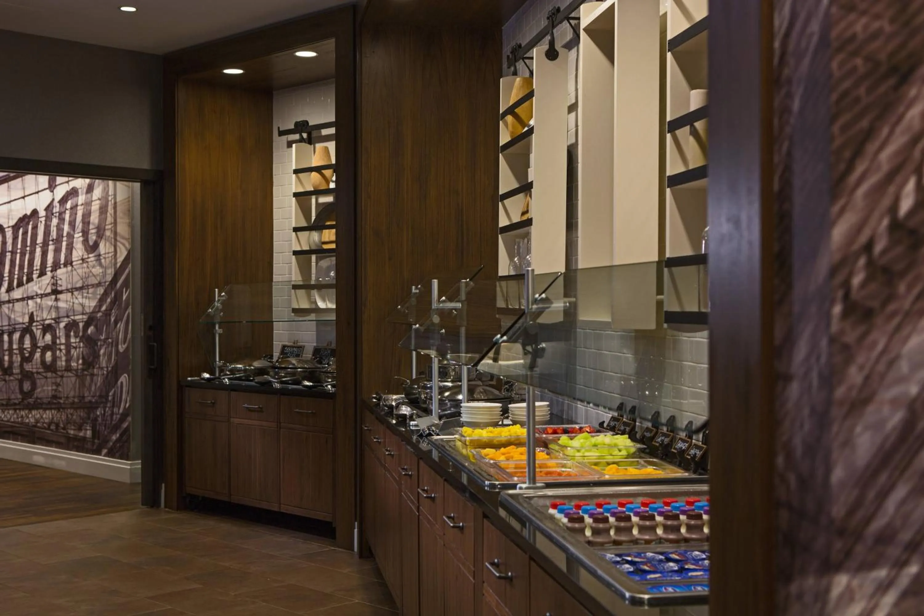 Restaurant/places to eat in Baltimore Marriott Inner Harbor at Camden Yards