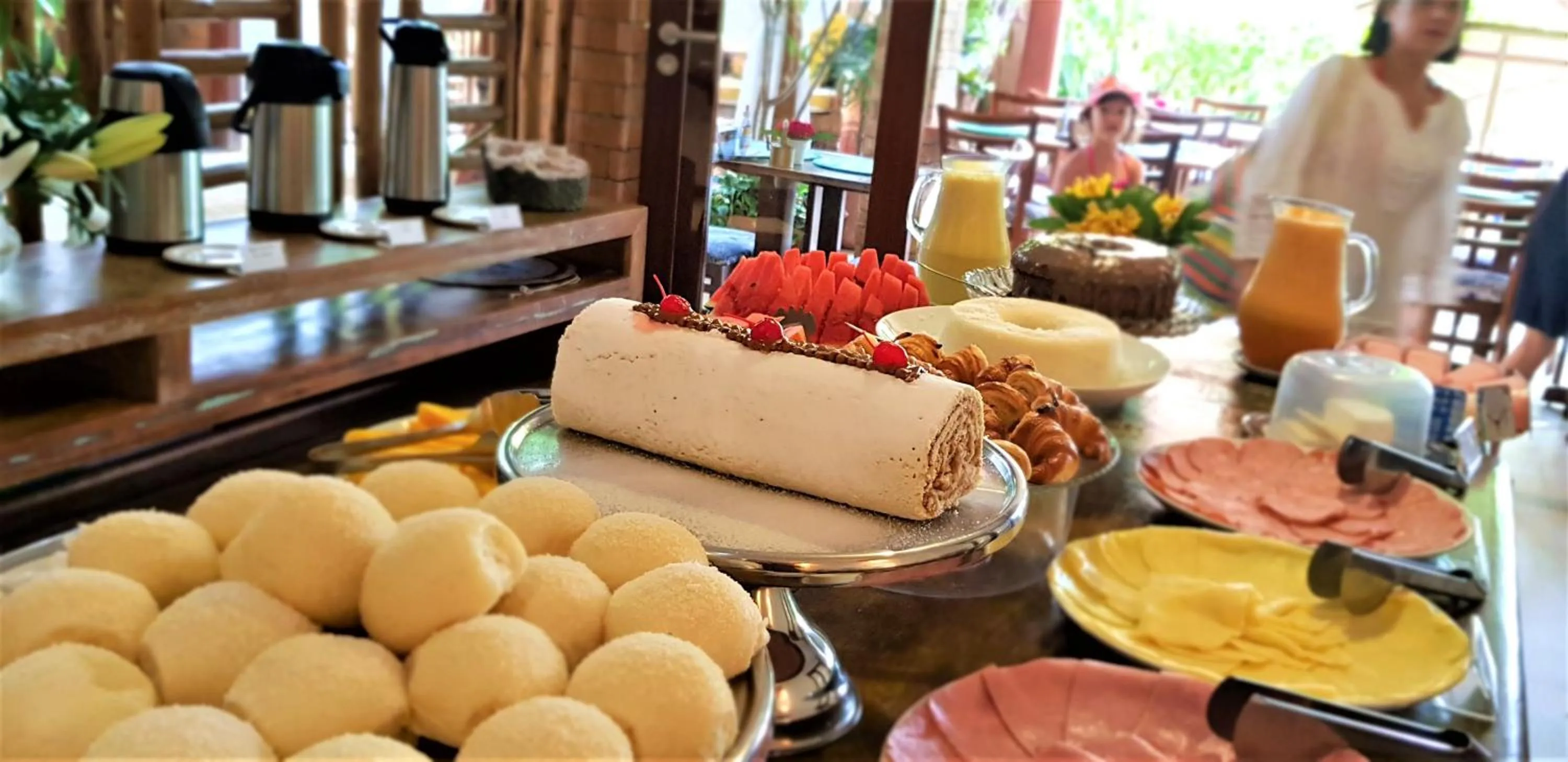 Continental breakfast in Pousada João Sol