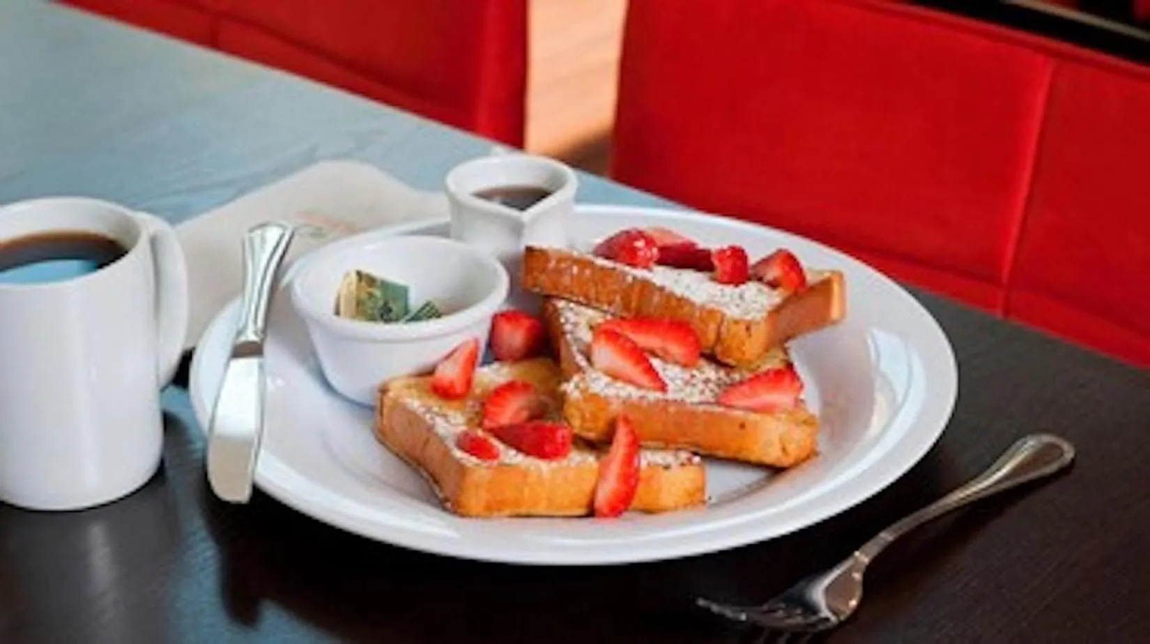 Breakfast in Courtyard Chicago O'Hare