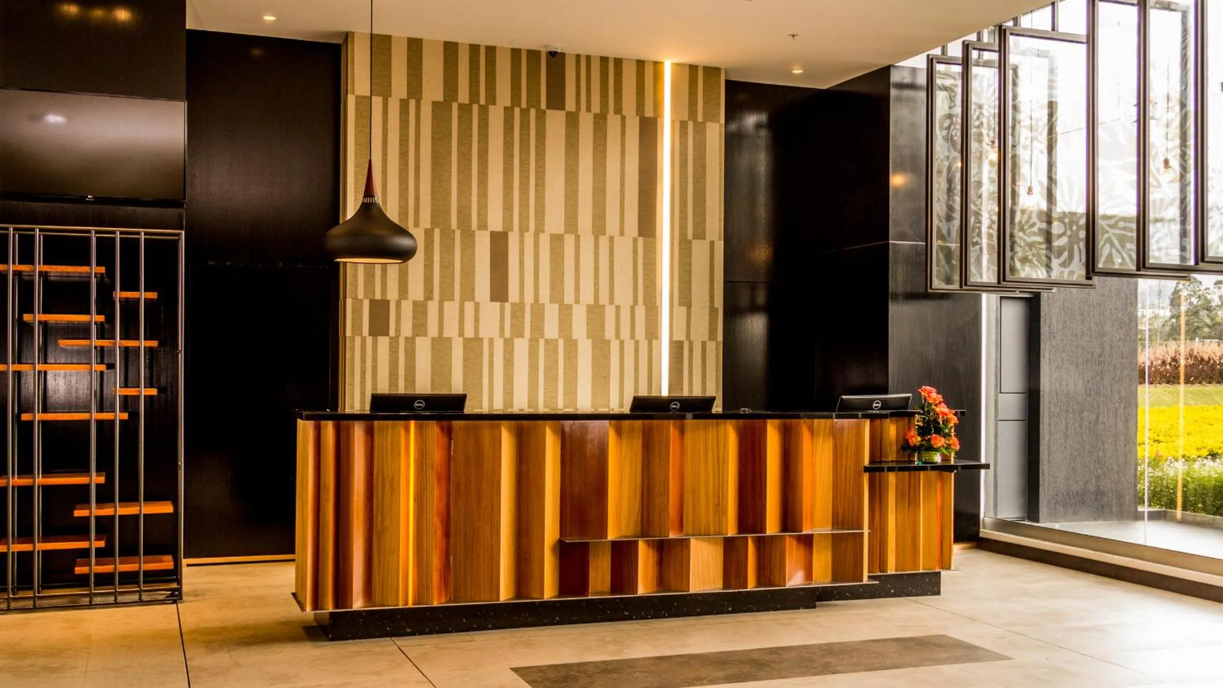 Lobby or reception in Eb Hotel By Eurobuilding Quito Airport