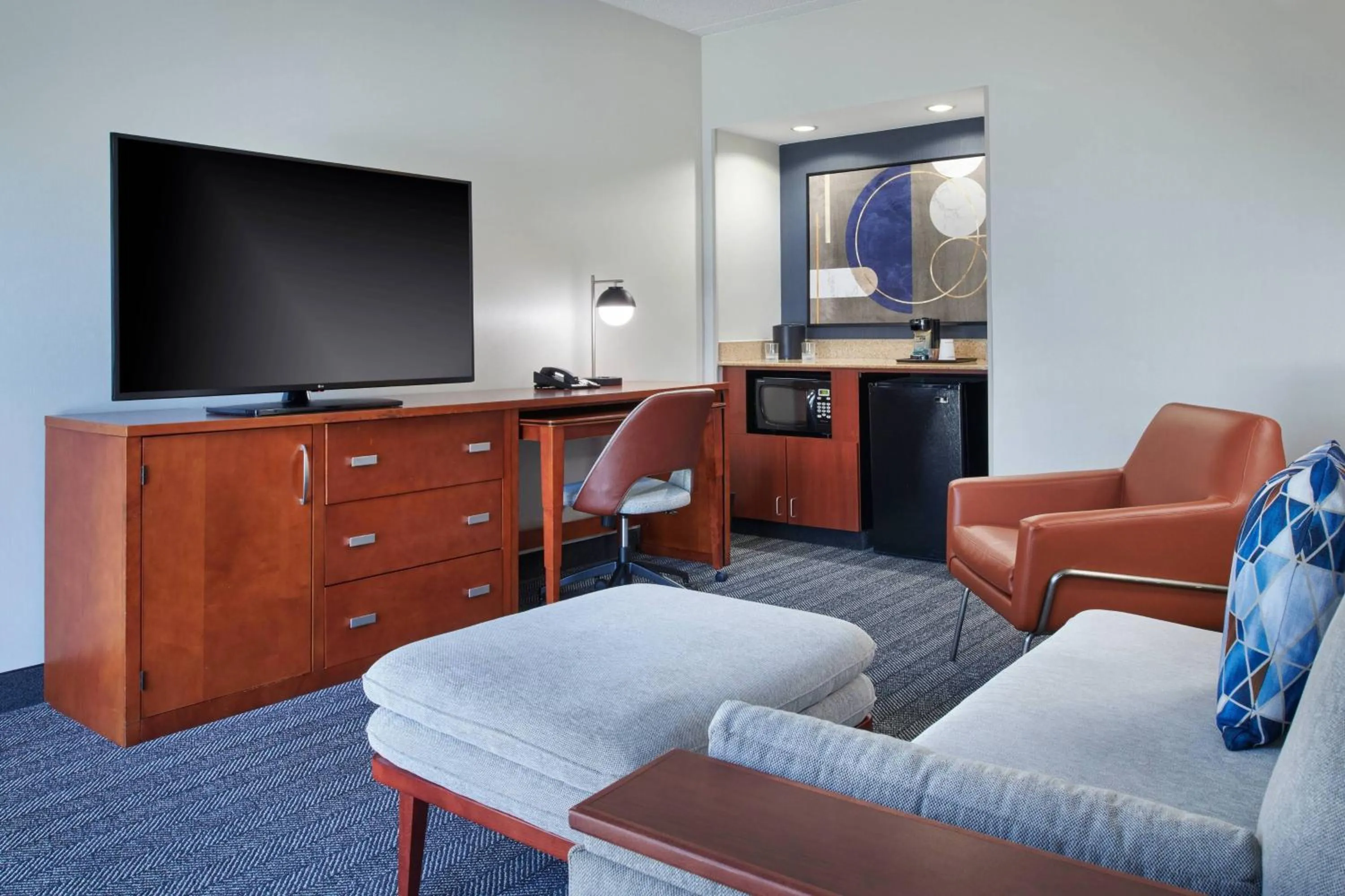 Bedroom in Courtyard Chicago Highland Park/Northbrook