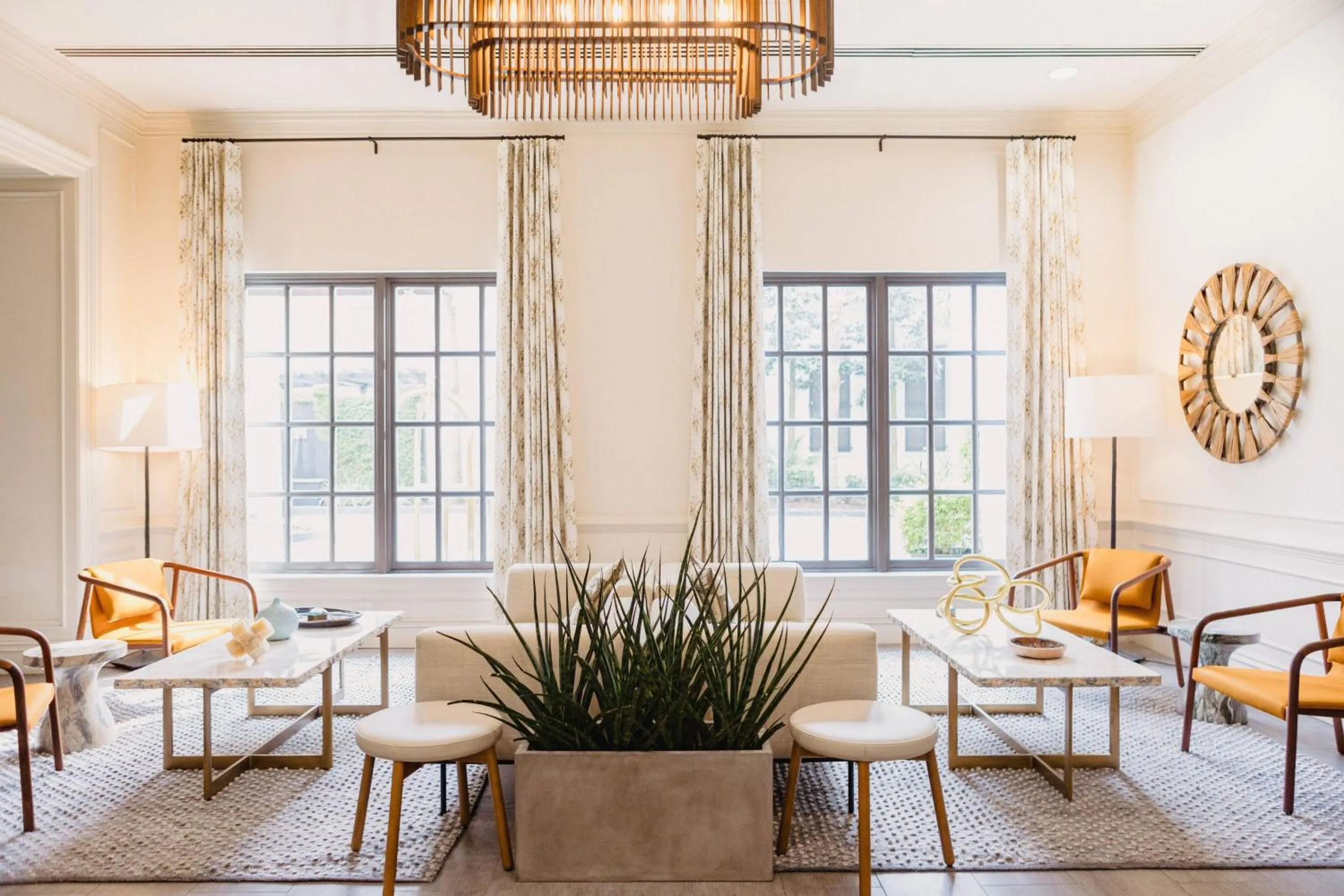 Lobby or reception in The Lindy Renaissance Charleston Hotel