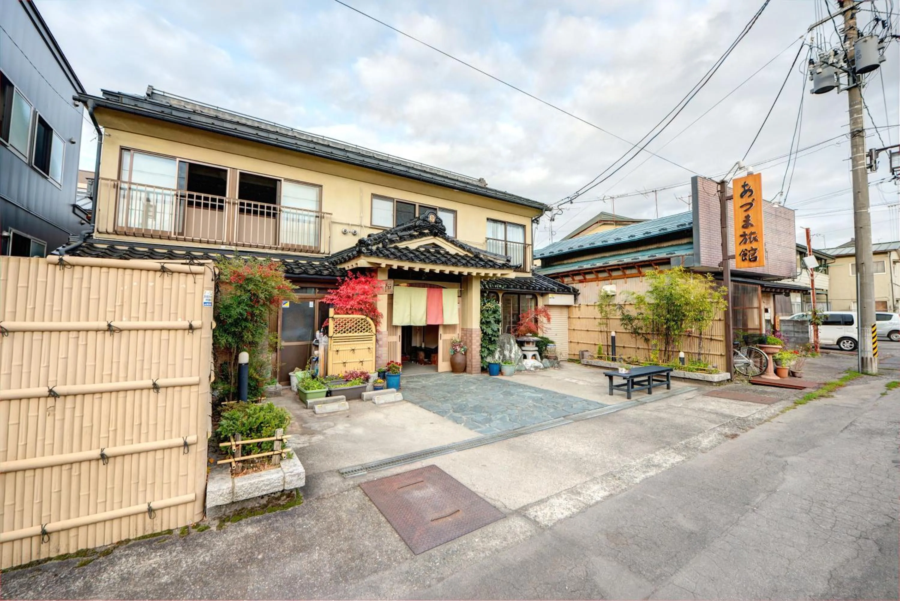Facade/entrance in Azuma Ryokan