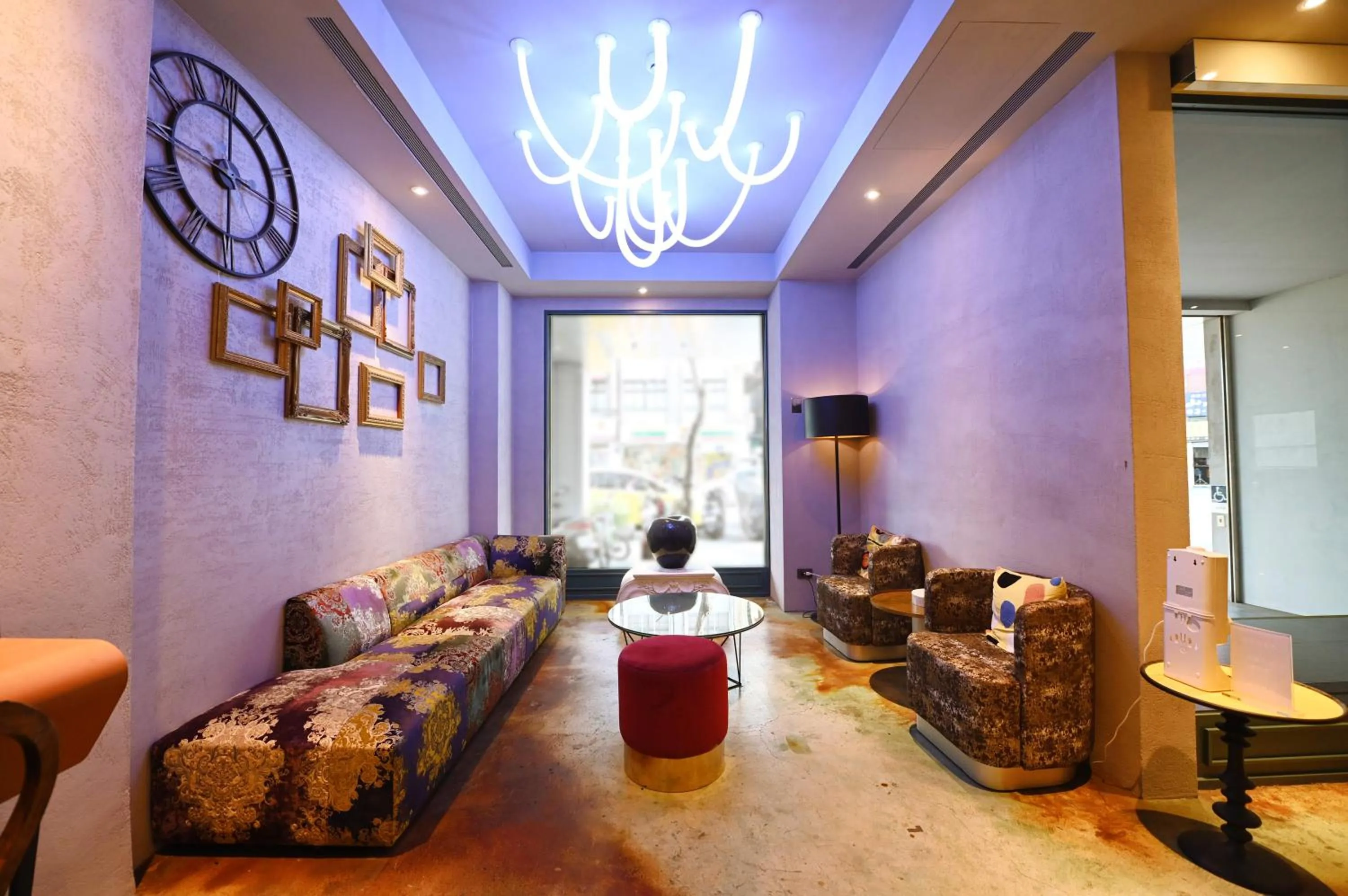 Seating area in CHECK inn HIVE