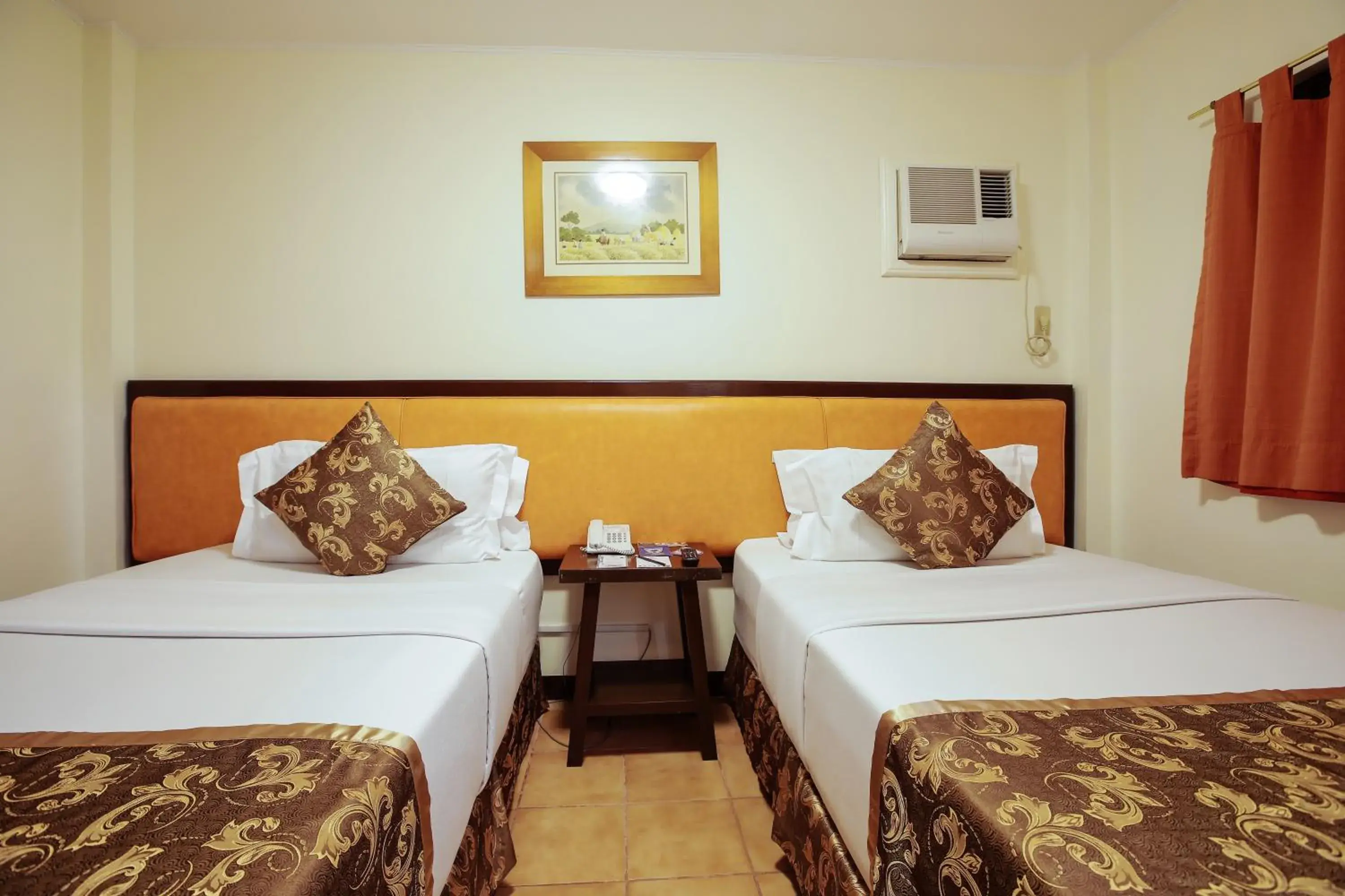 South Wing Annex Superior Room in Paradise Garden Hotel and Convention Center Boracay Powered by ASTON South Wing Annex Superior Room in Paradise Garden Hotel and Convention Center Boracay Powered by ASTON