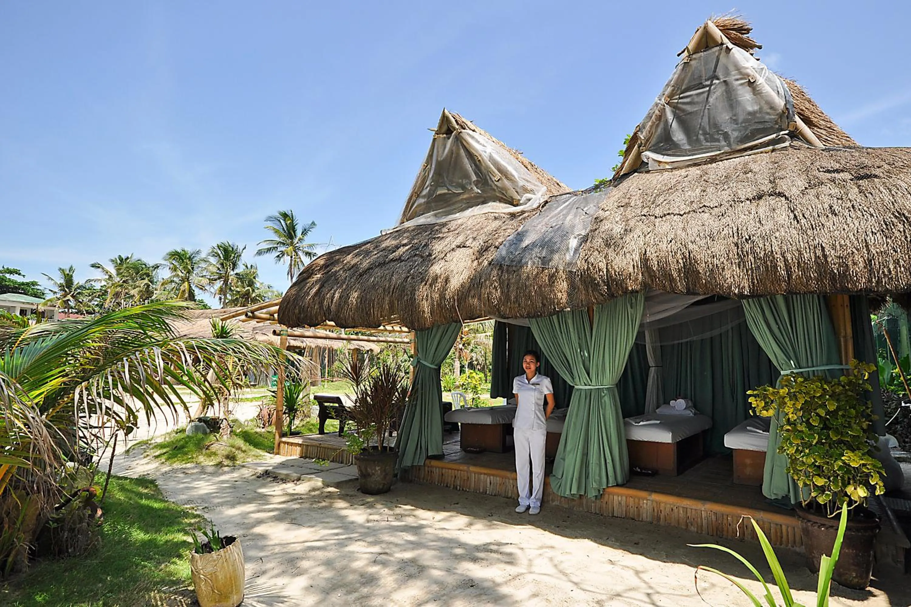 Spa and wellness centre/facilities in Paradise Garden Hotel and Convention Center Boracay Powered by ASTON