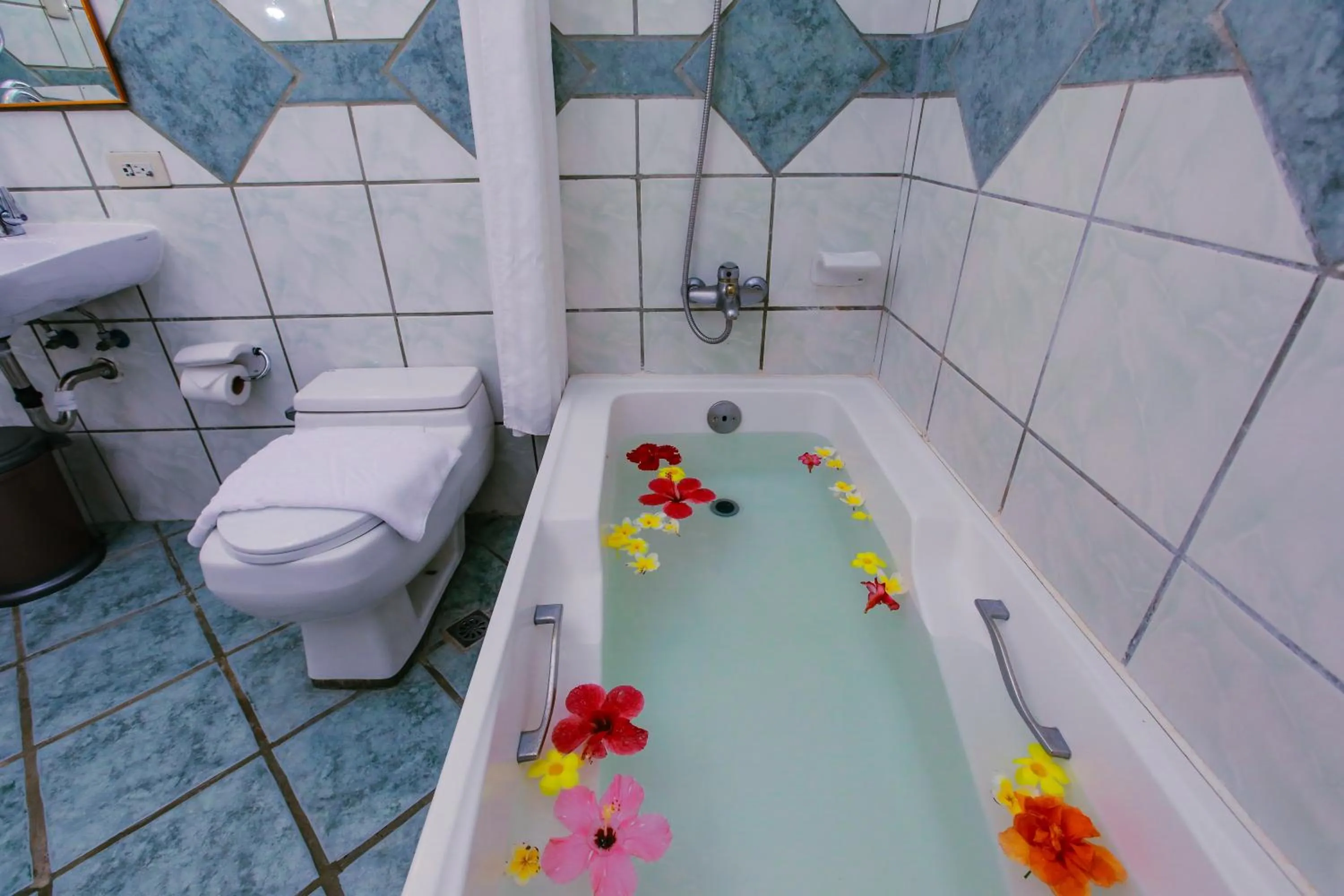 Bathroom in Paradise Garden Hotel and Convention Center Boracay Powered by ASTON