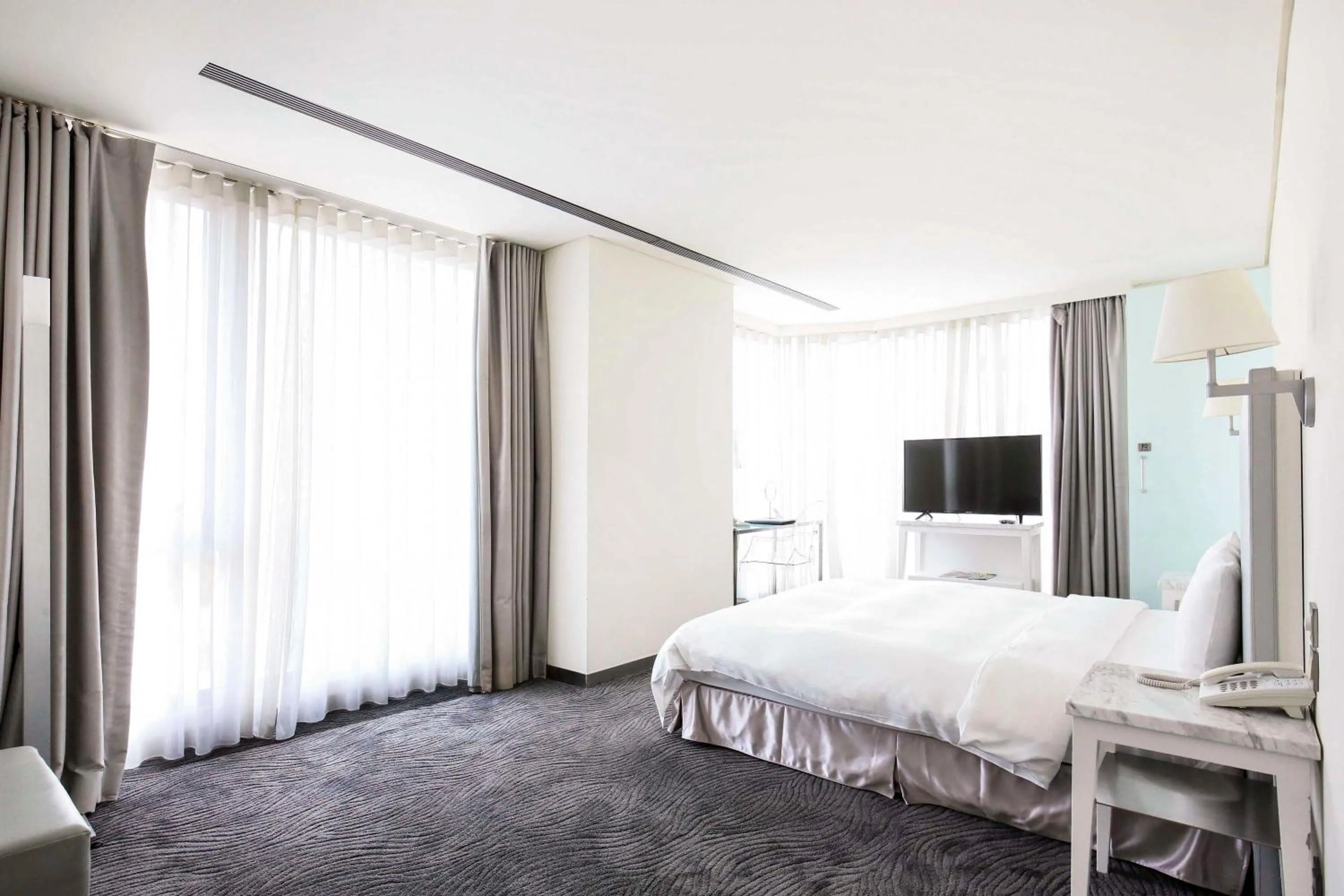 Bedroom, Bed in Ambience Hotel Taipei