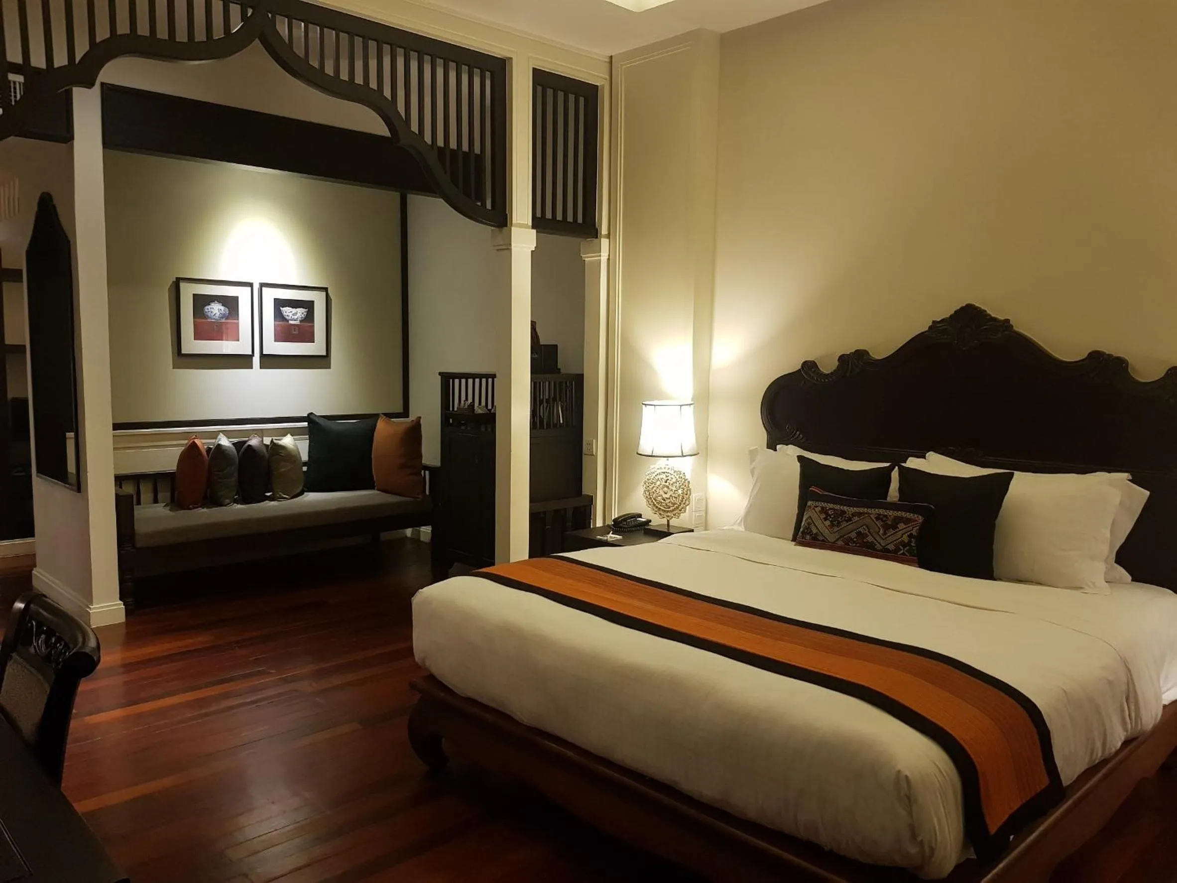 Bed in Le Palais Juliana