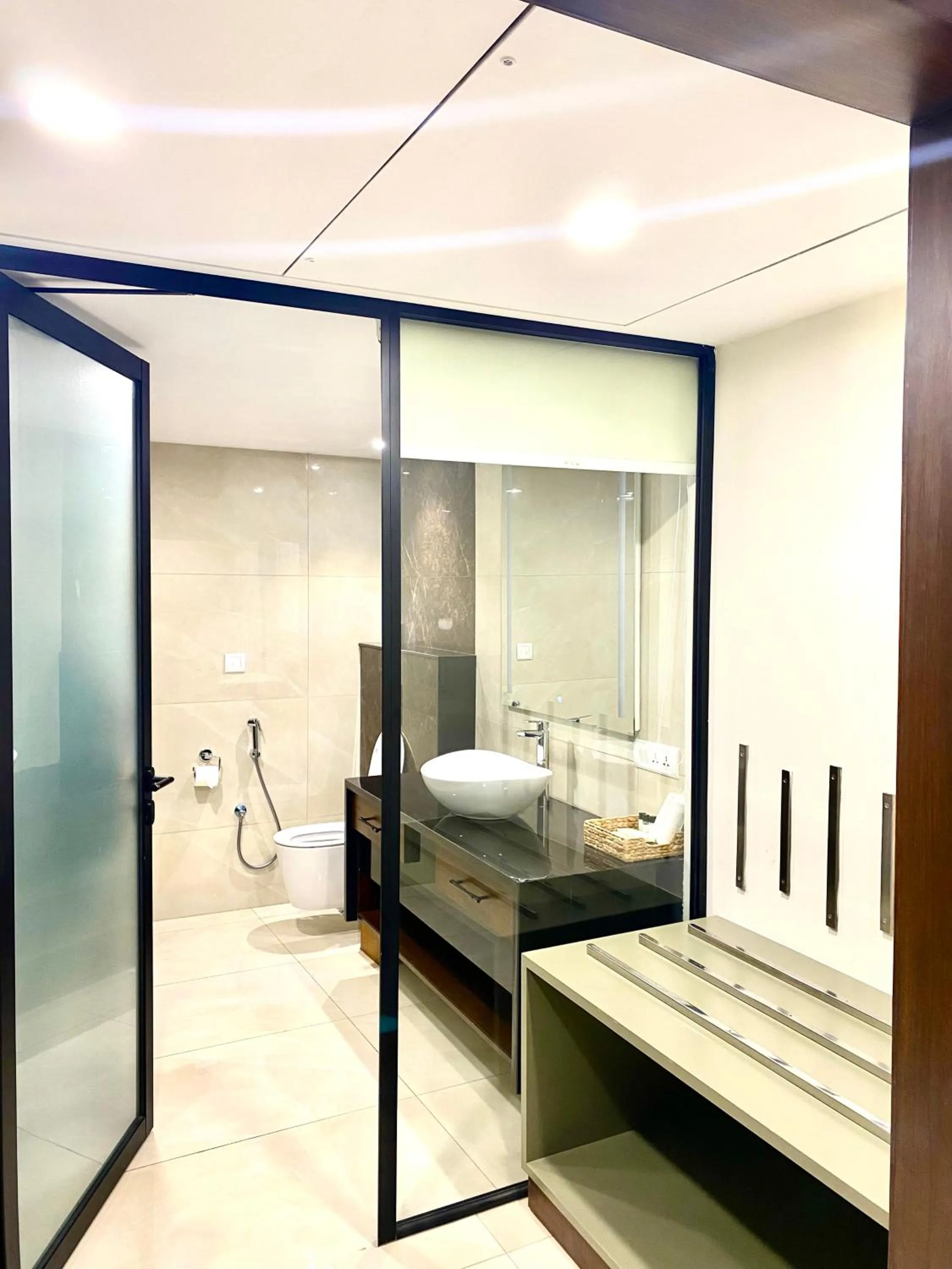 Shower in The Manohar Hyderabad