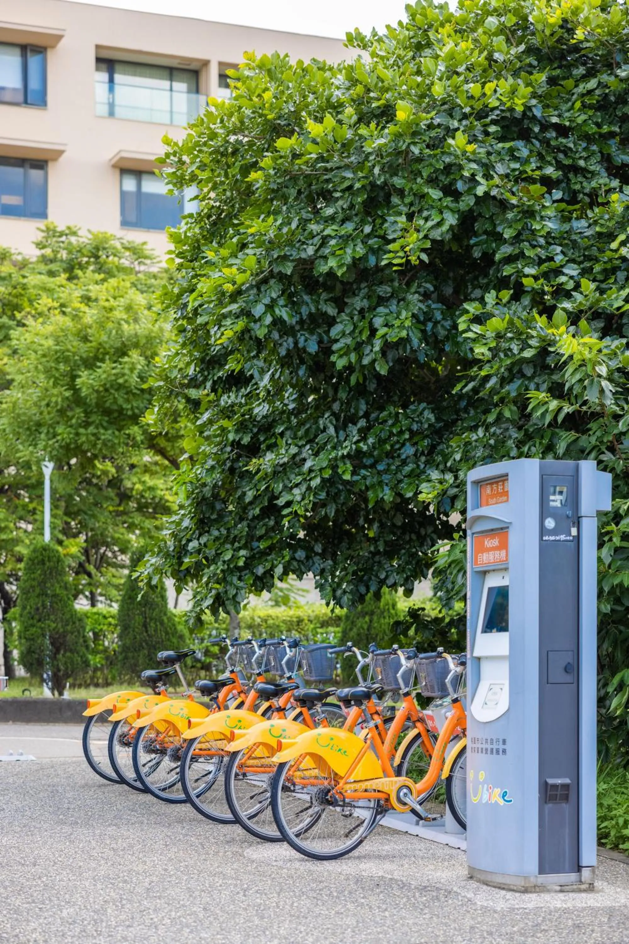 Cycling in South Garden Hotels And Resorts