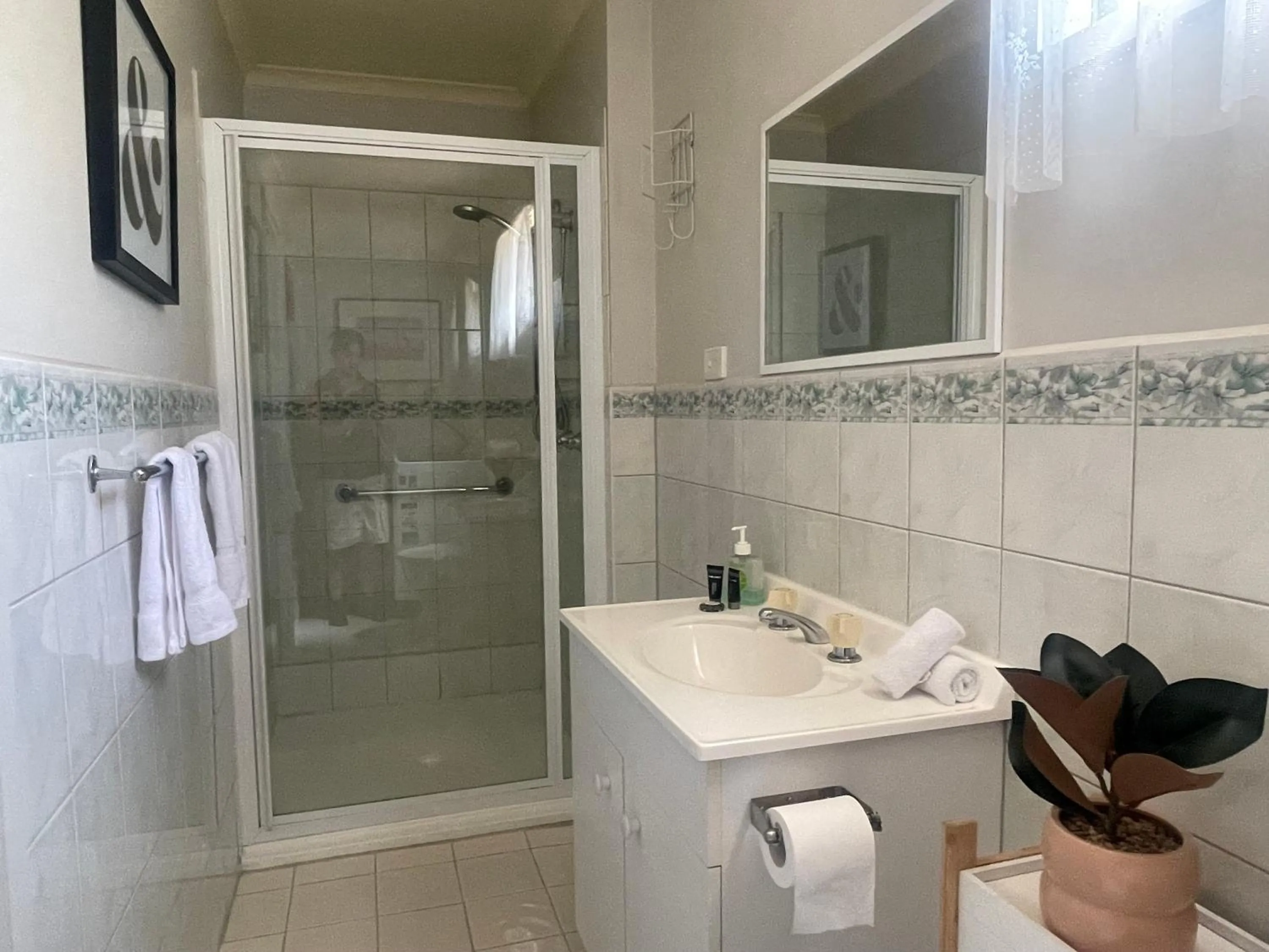 Bathroom in Kerang Holiday park