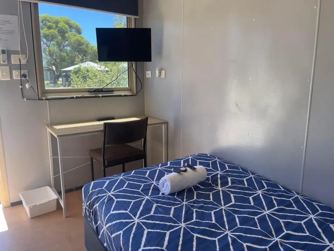 Economy Single Room in Kerang Holiday park Economy Single Room in Kerang Holiday park