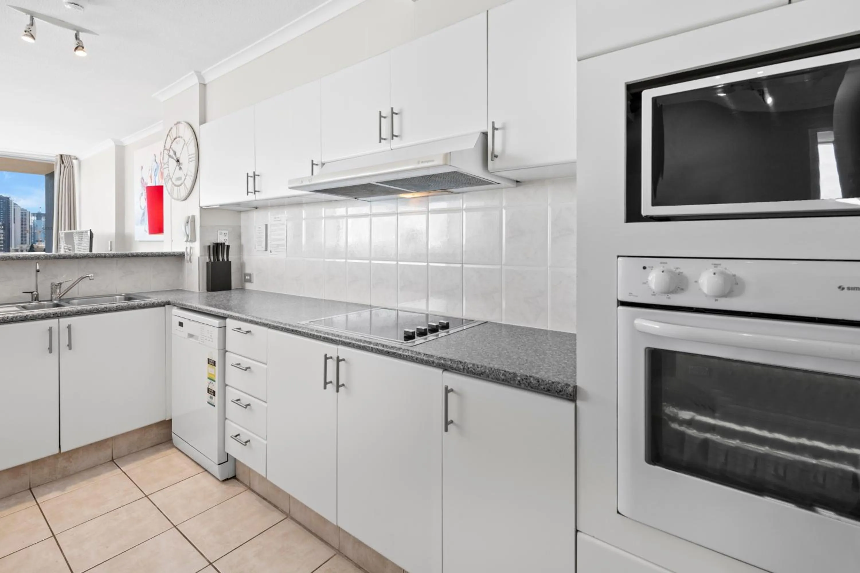 Kitchen or kitchenette in Moorings On Cavill Surfers Paradise