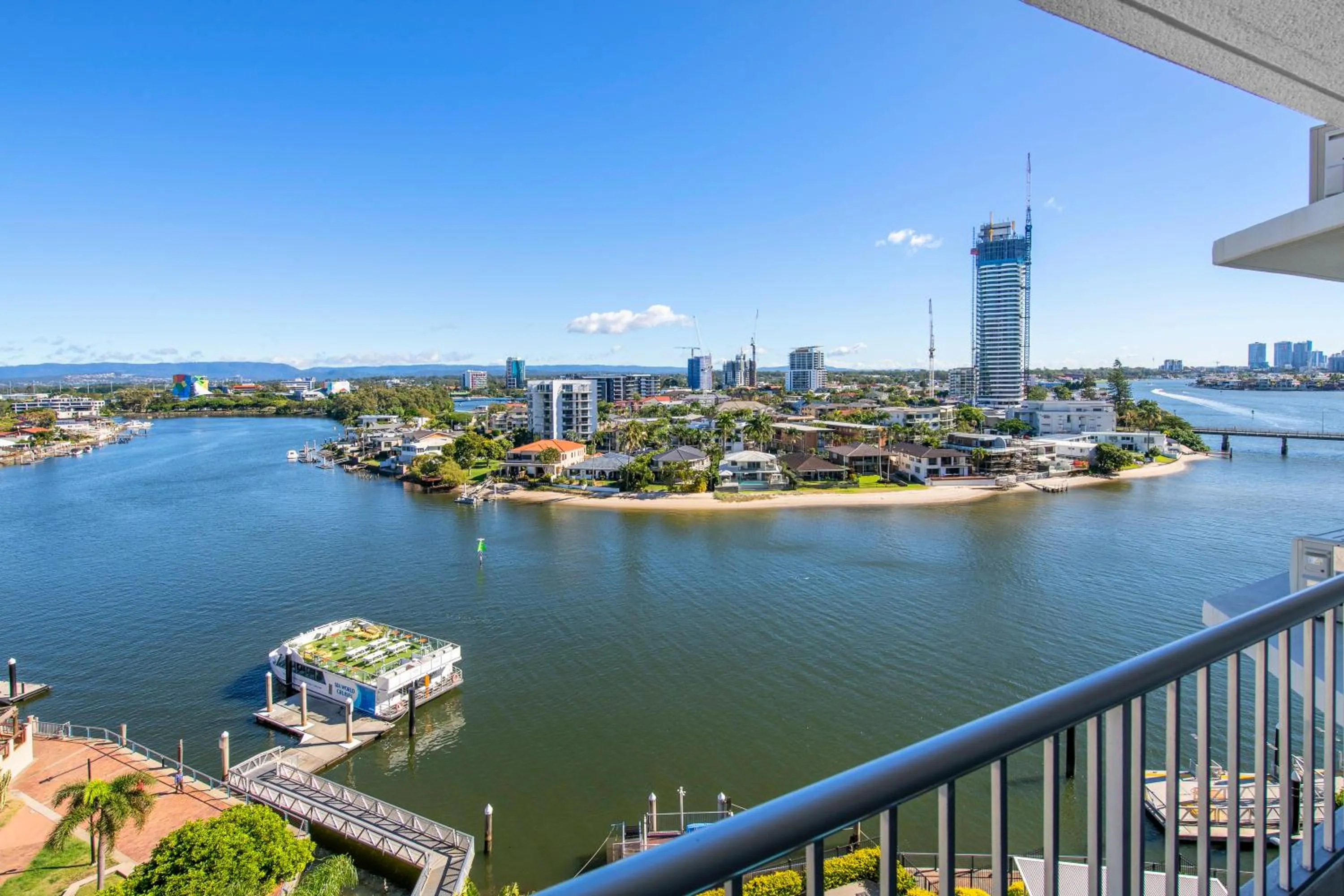River view in Moorings On Cavill Surfers Paradise