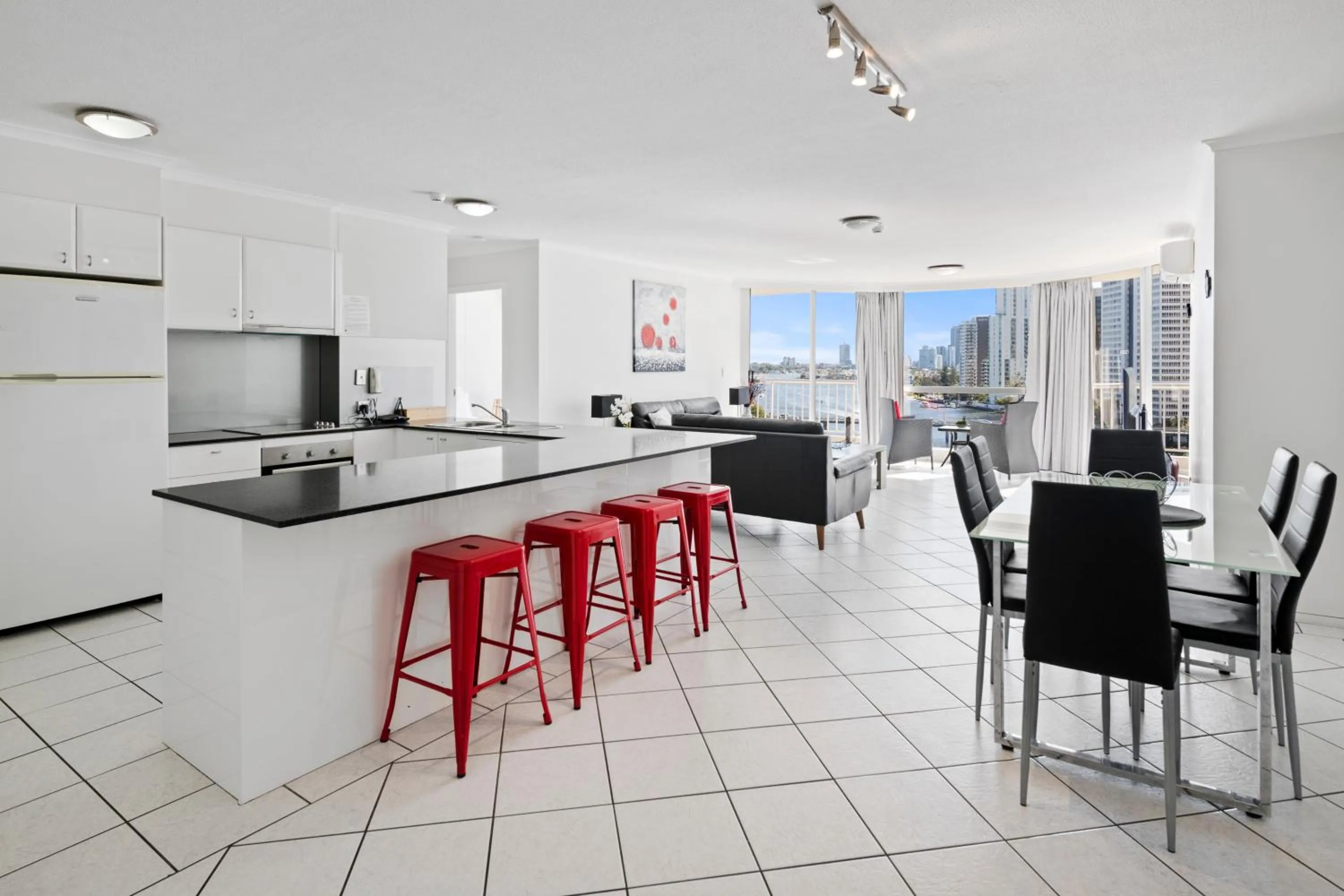 Moorings On Cavill Surfers Paradise