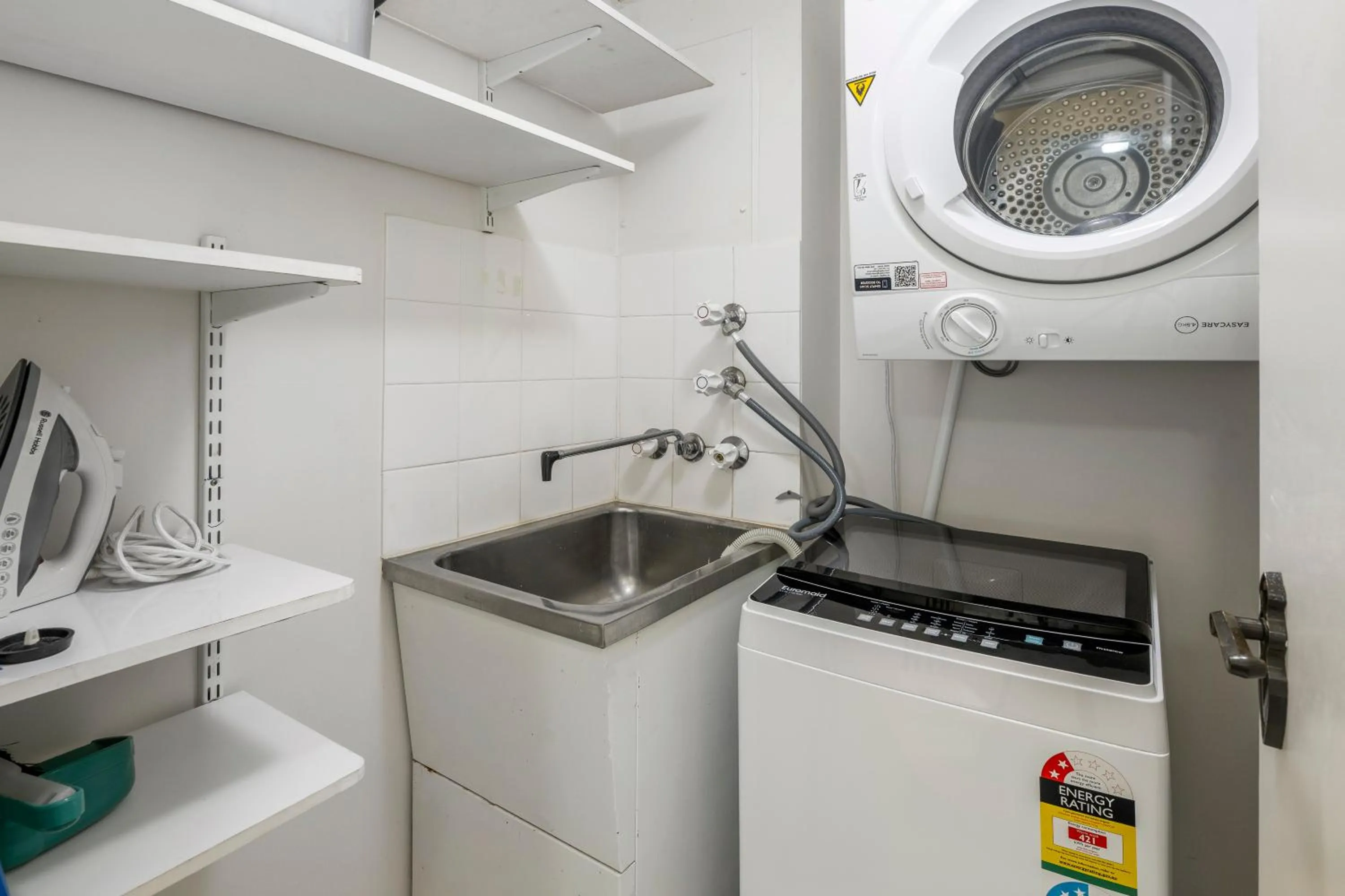 laundry in Moorings On Cavill Surfers Paradise