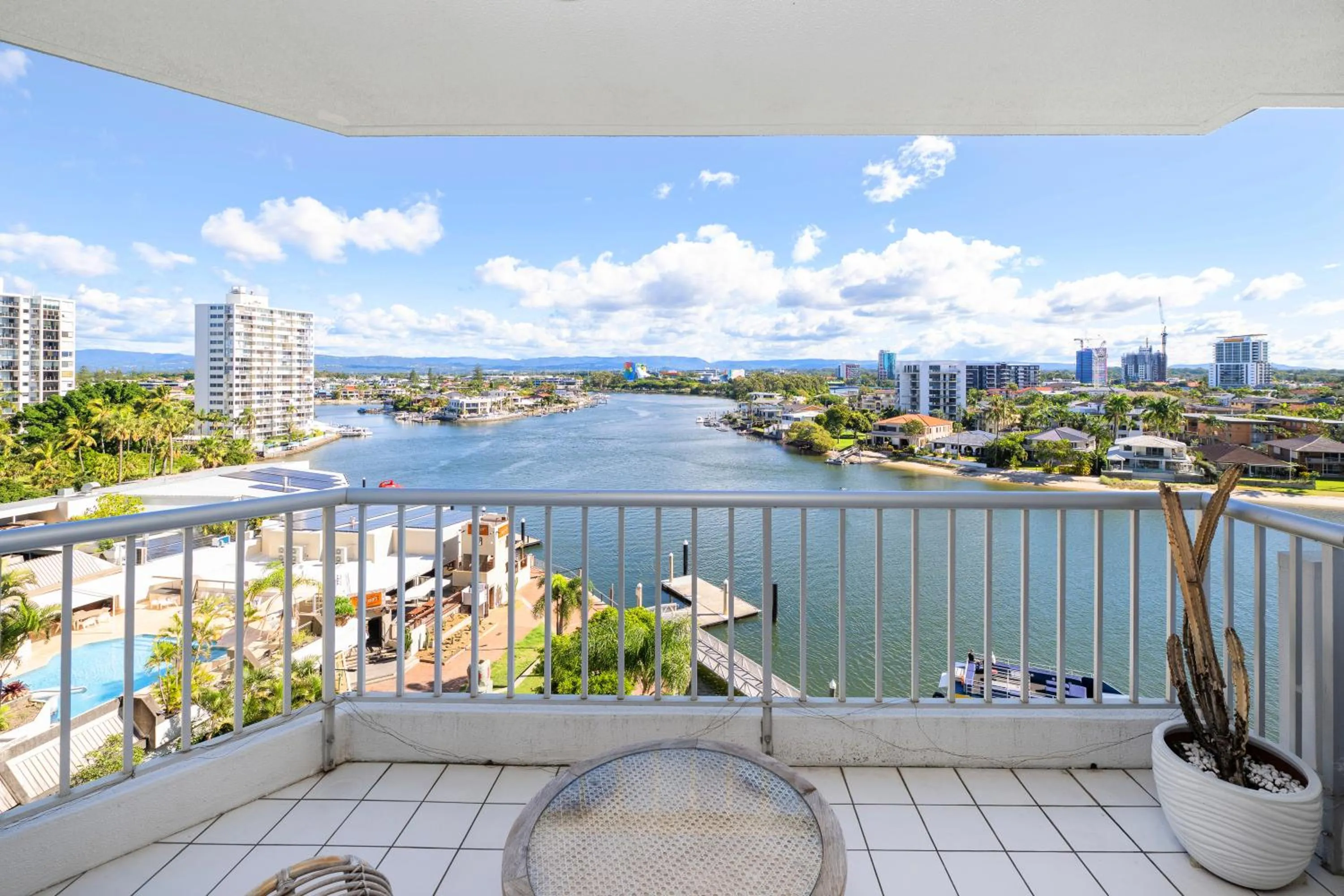 River view in Moorings On Cavill Surfers Paradise