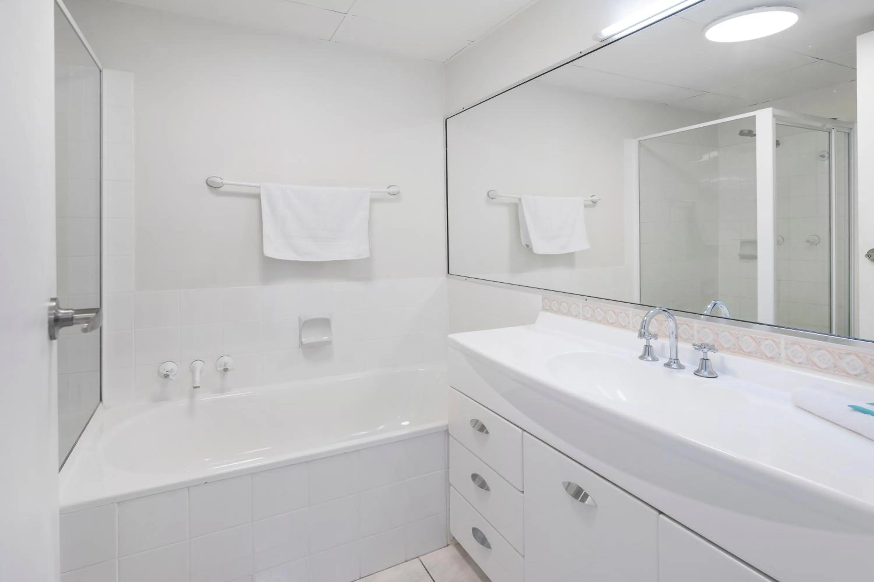 Bathroom in Moorings On Cavill Surfers Paradise