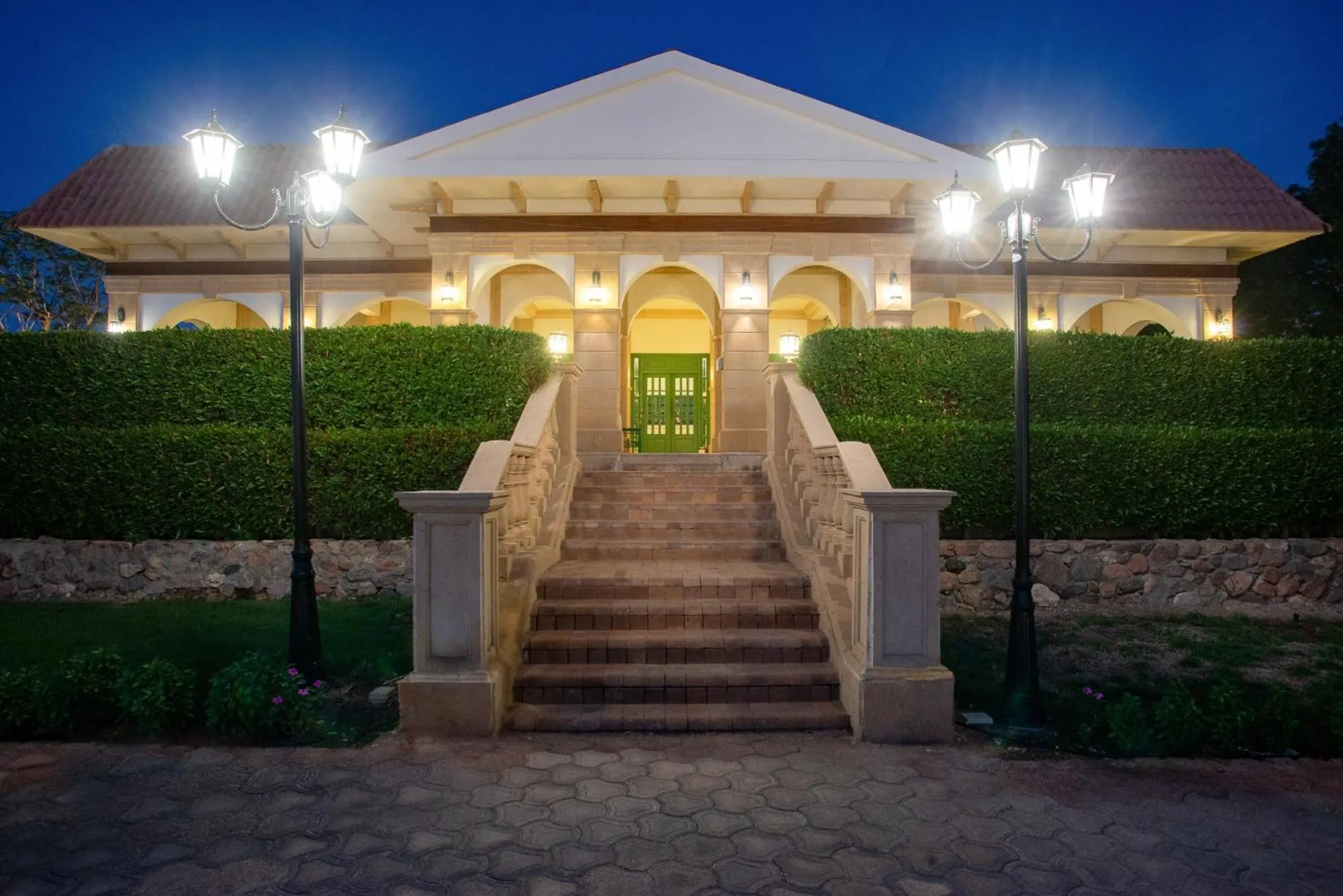 Restaurant/places to eat in Movenpick Taba Resort & Spa