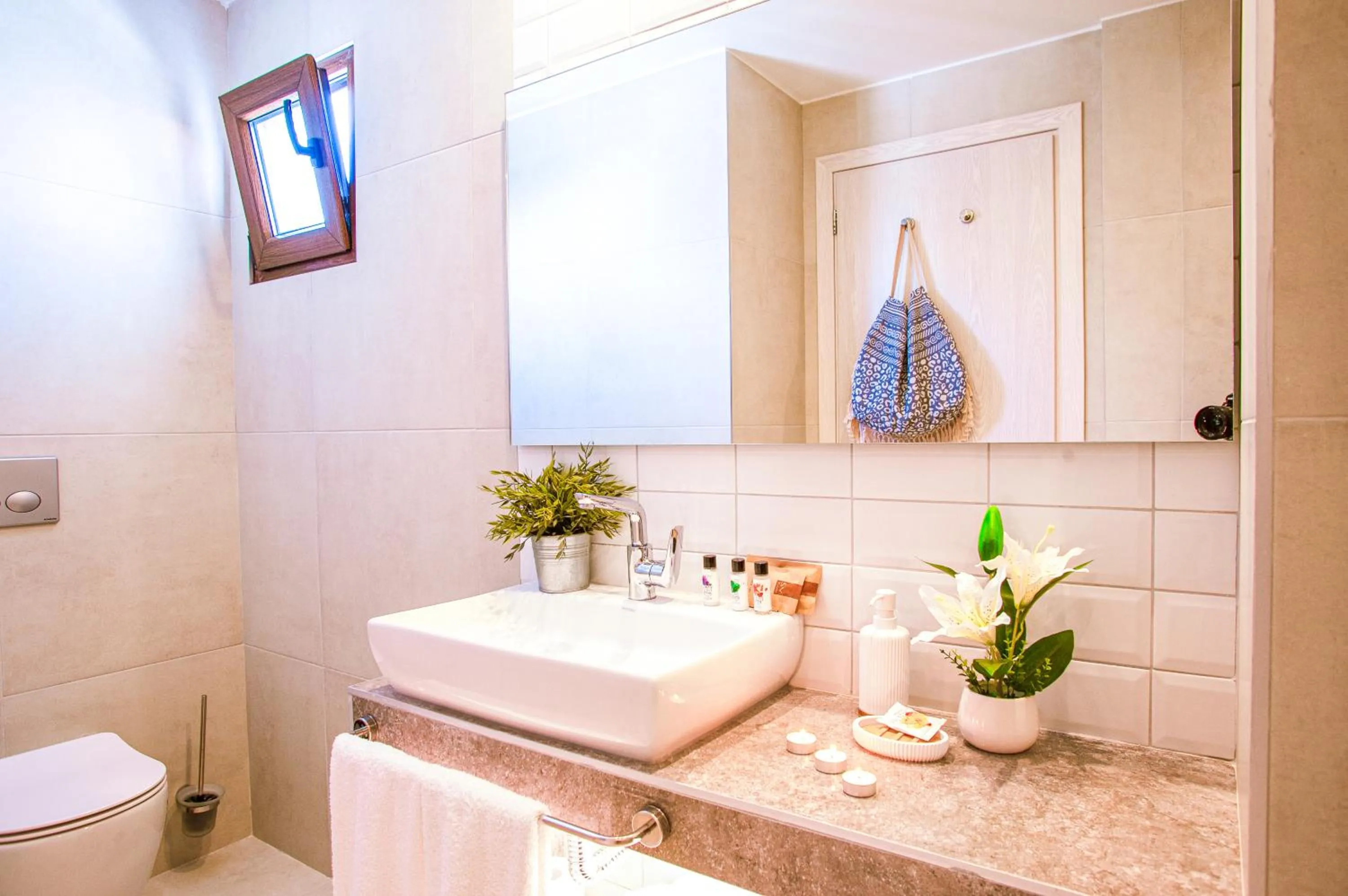 Bathroom in Acrotel Lily Ann Village