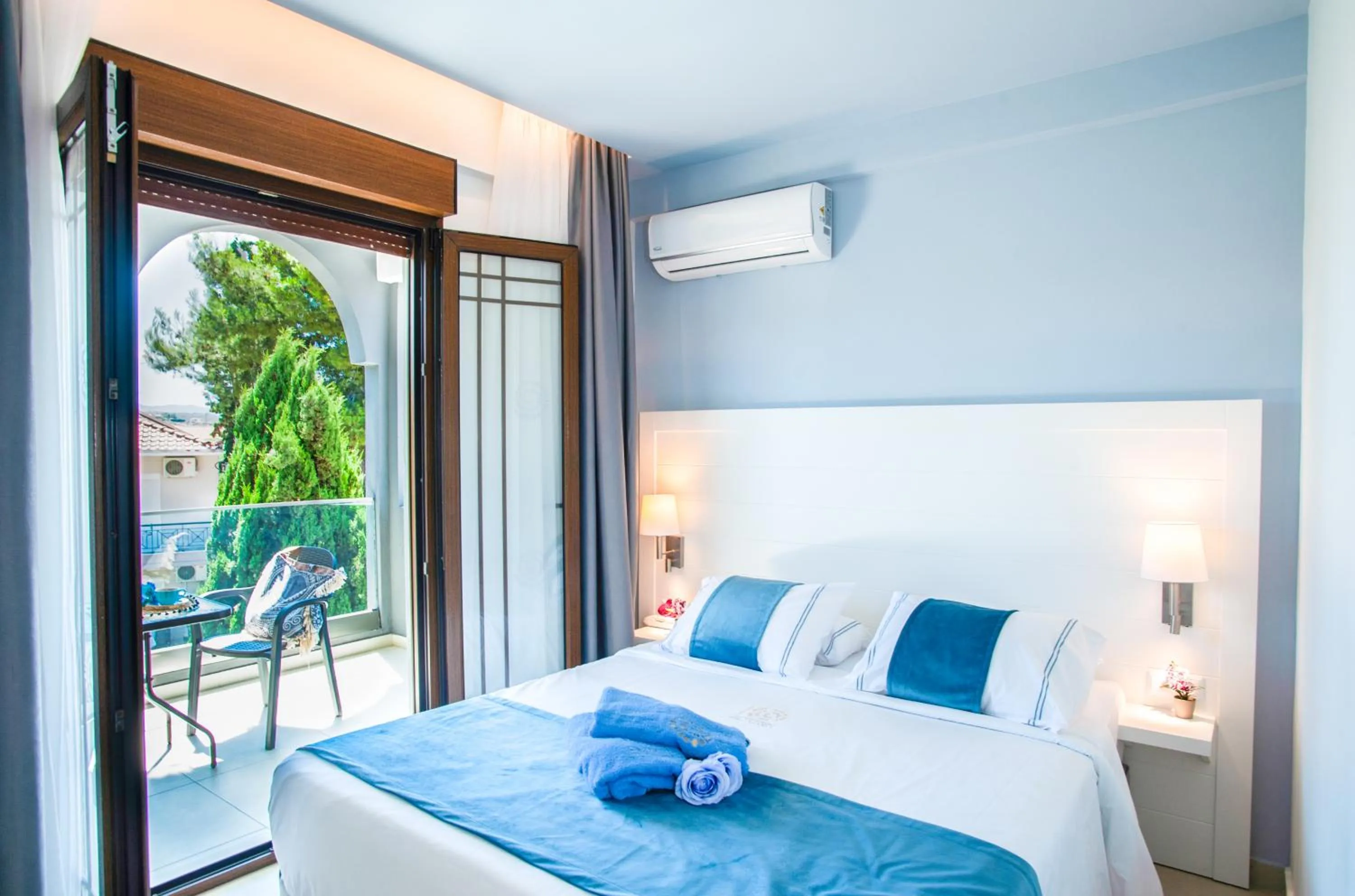 Photo of the whole room, Bed in Acrotel Lily Ann Village