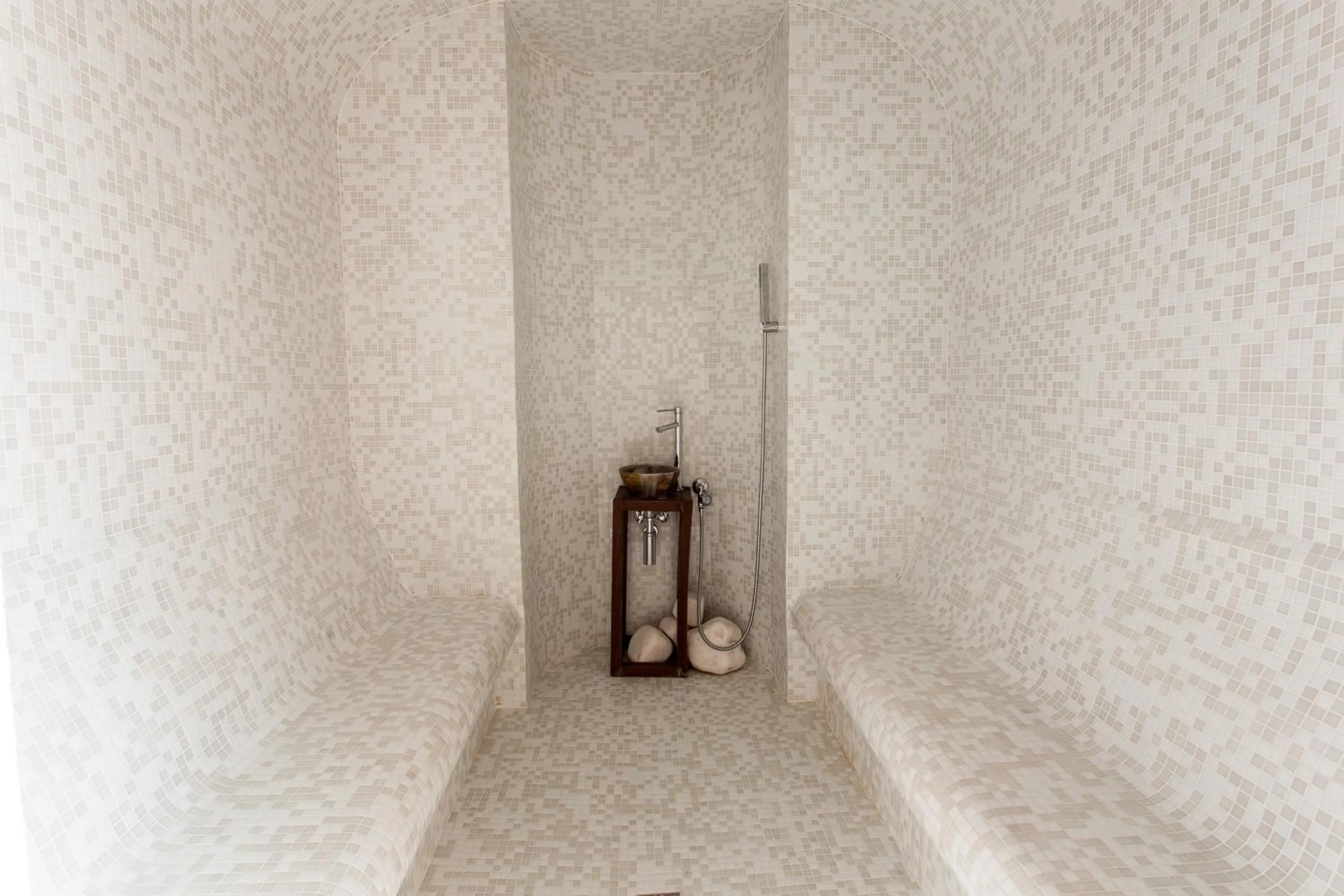 Steam room in Agriturismo Lama Di Valle Rosa