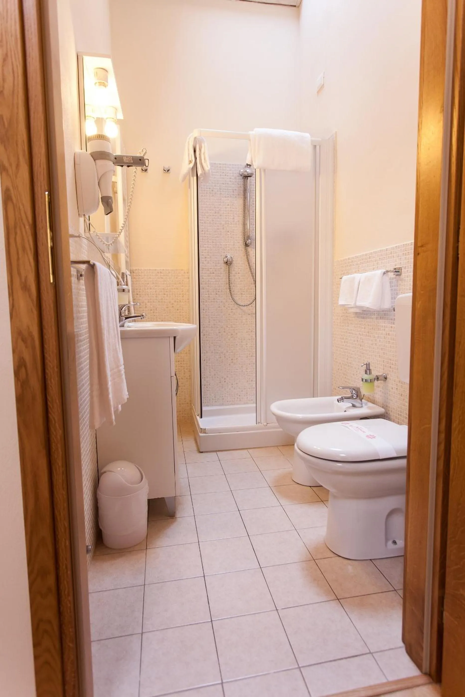 Shower in Agriturismo Lama Di Valle Rosa