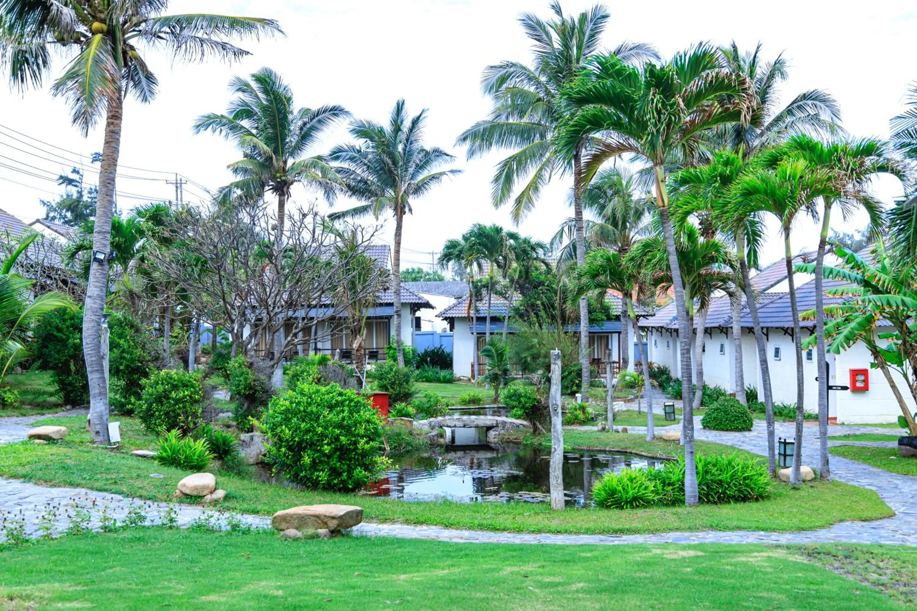 Garden in Silver Beach Resort Ke Ga