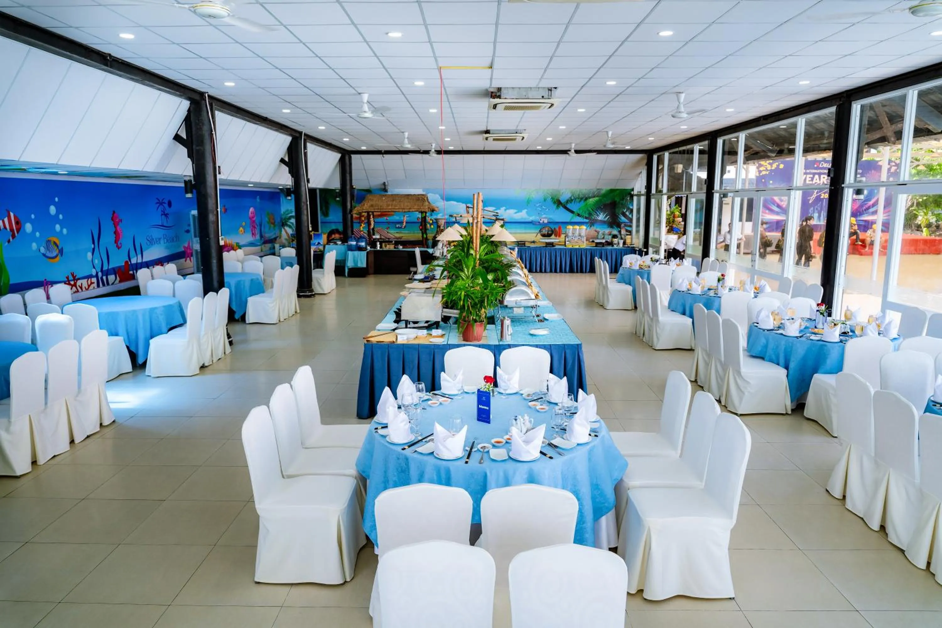 Restaurant/places to eat in Silver Beach Resort Ke Ga