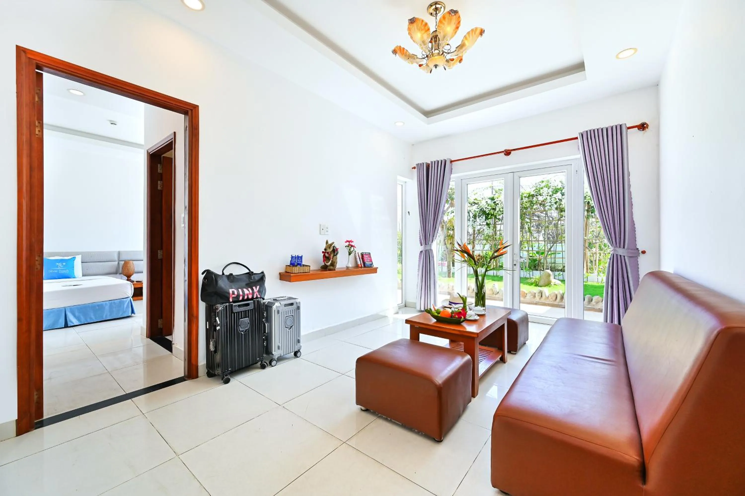 Living room, Bed in Silver Beach Resort Ke Ga