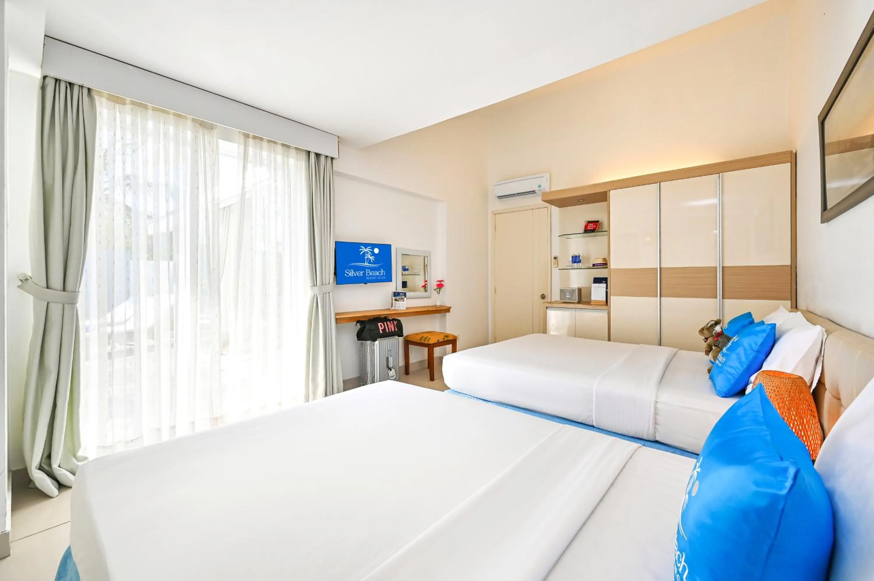 Photo of the whole room, Bed in Silver Beach Resort Ke Ga