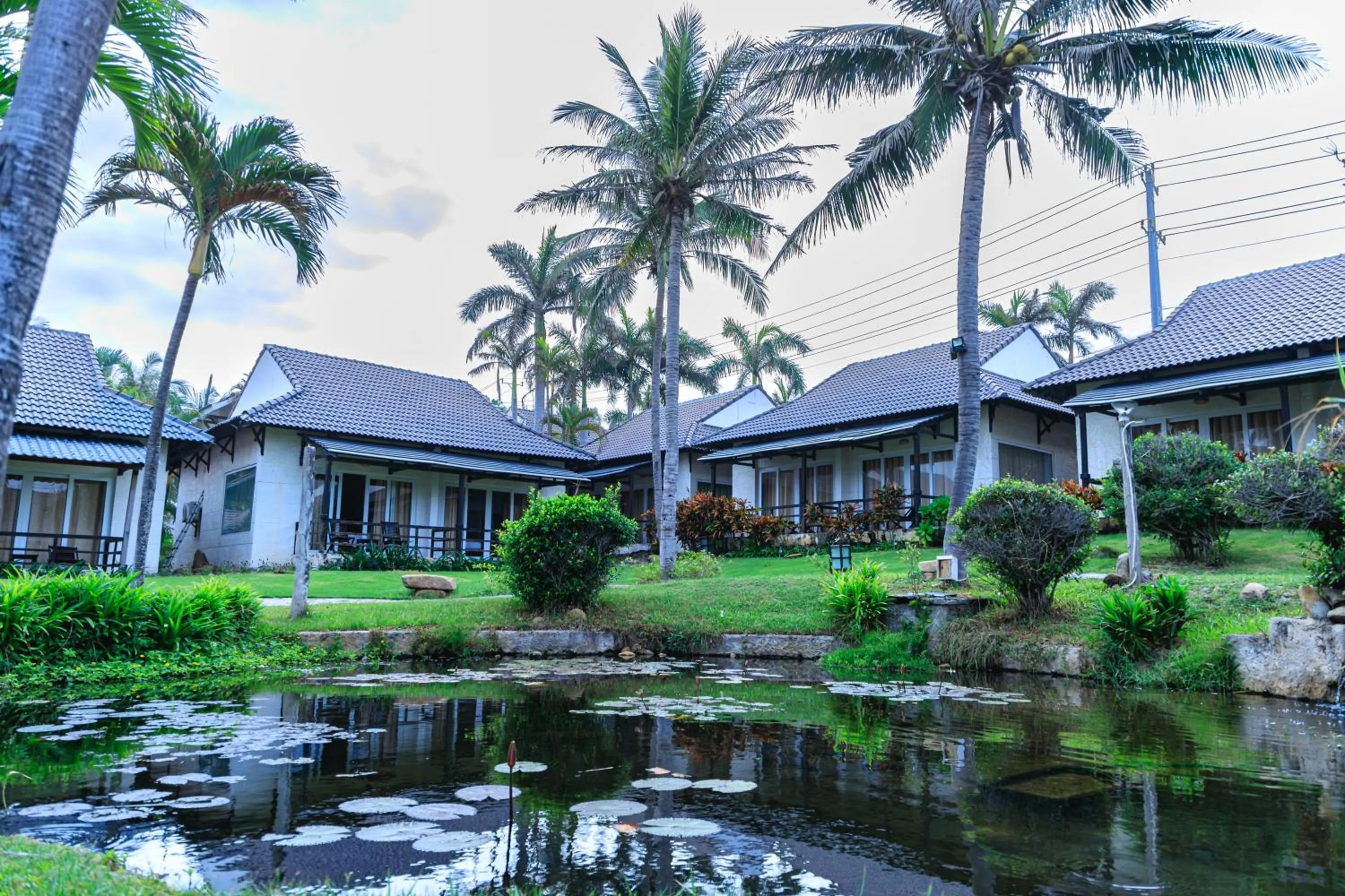 Natural landscape in Silver Beach Resort Ke Ga