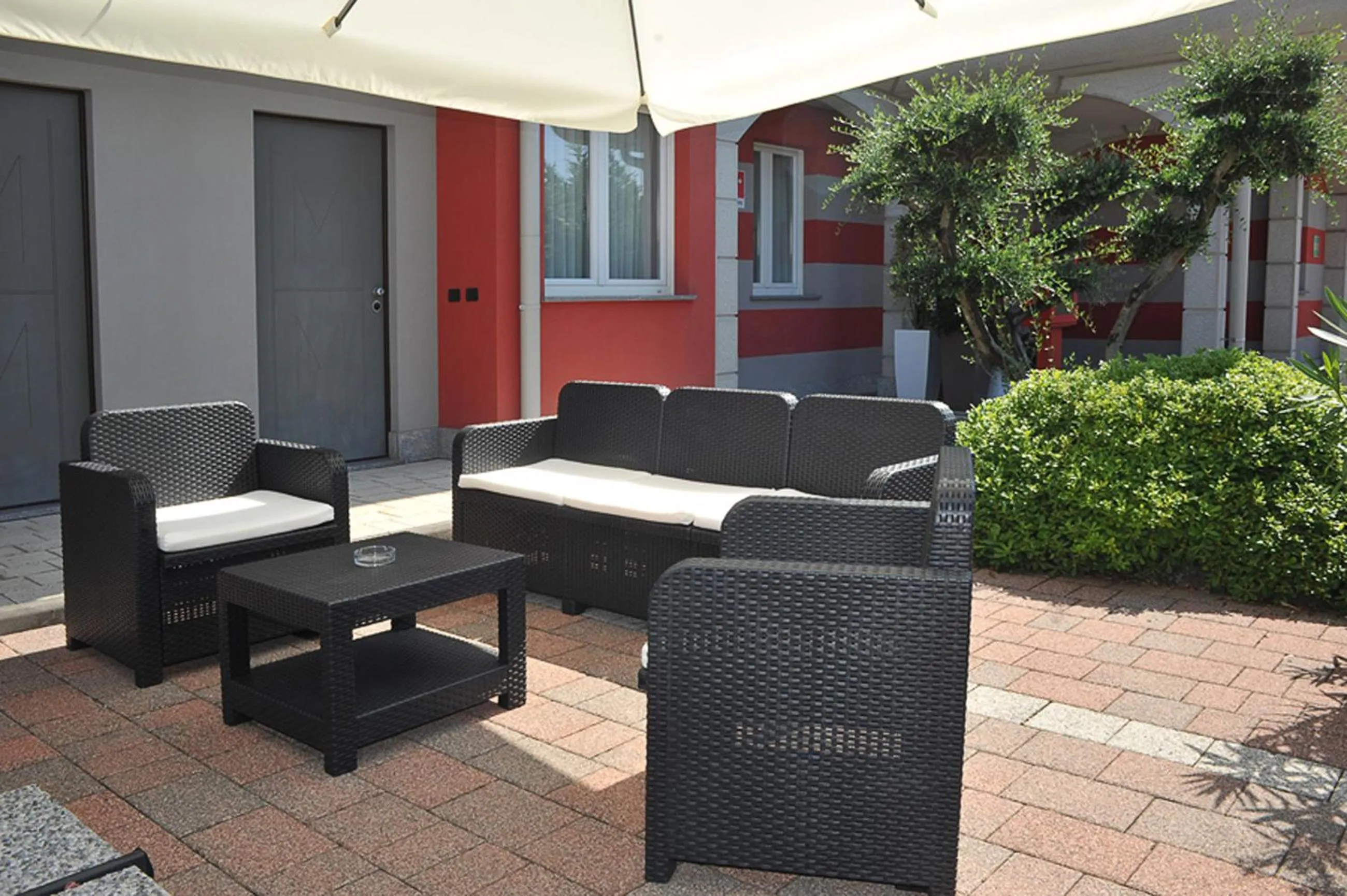 Patio in Hotel Mediterraneo