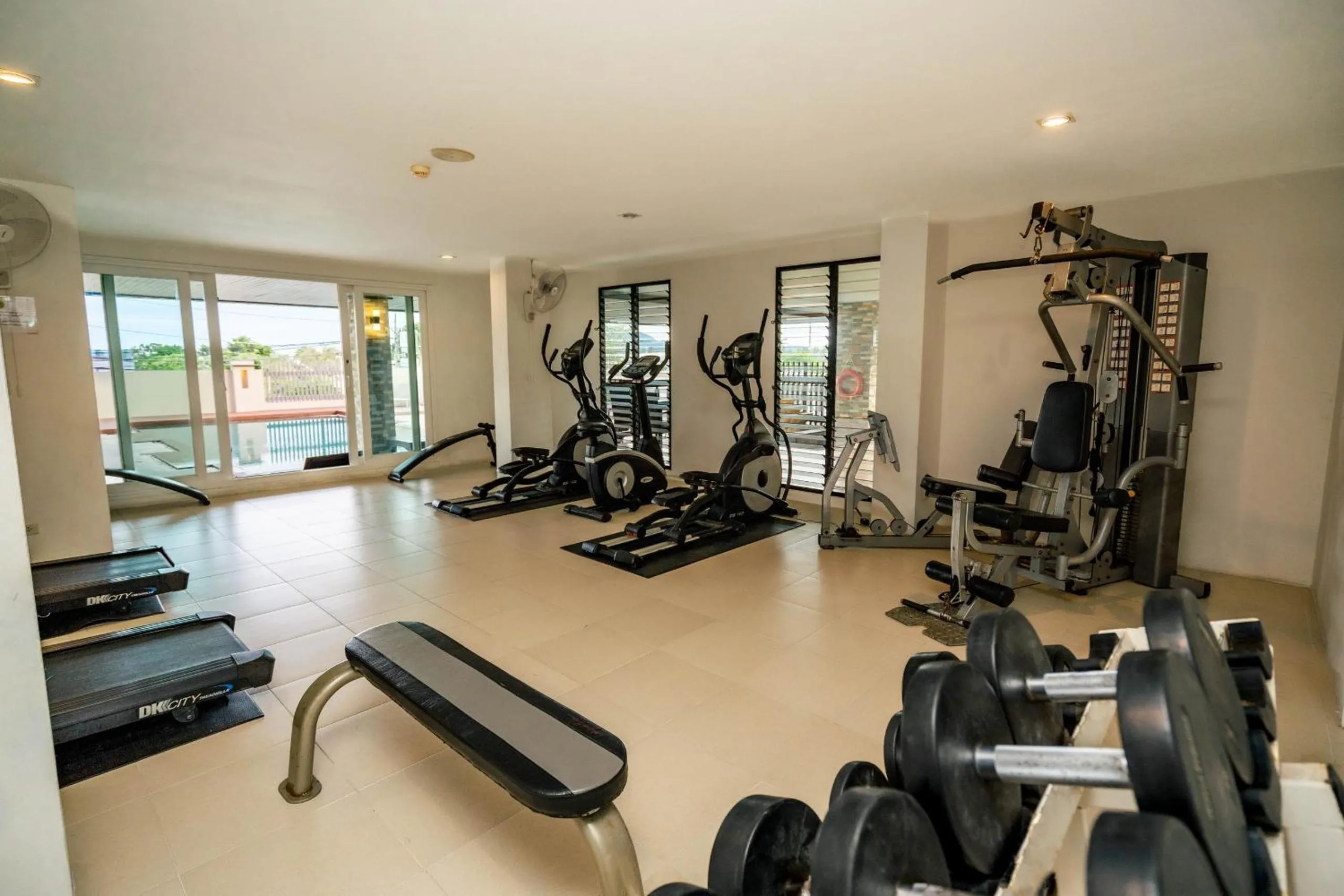 Fitness centre/facilities in Ratana Hotel Chalong