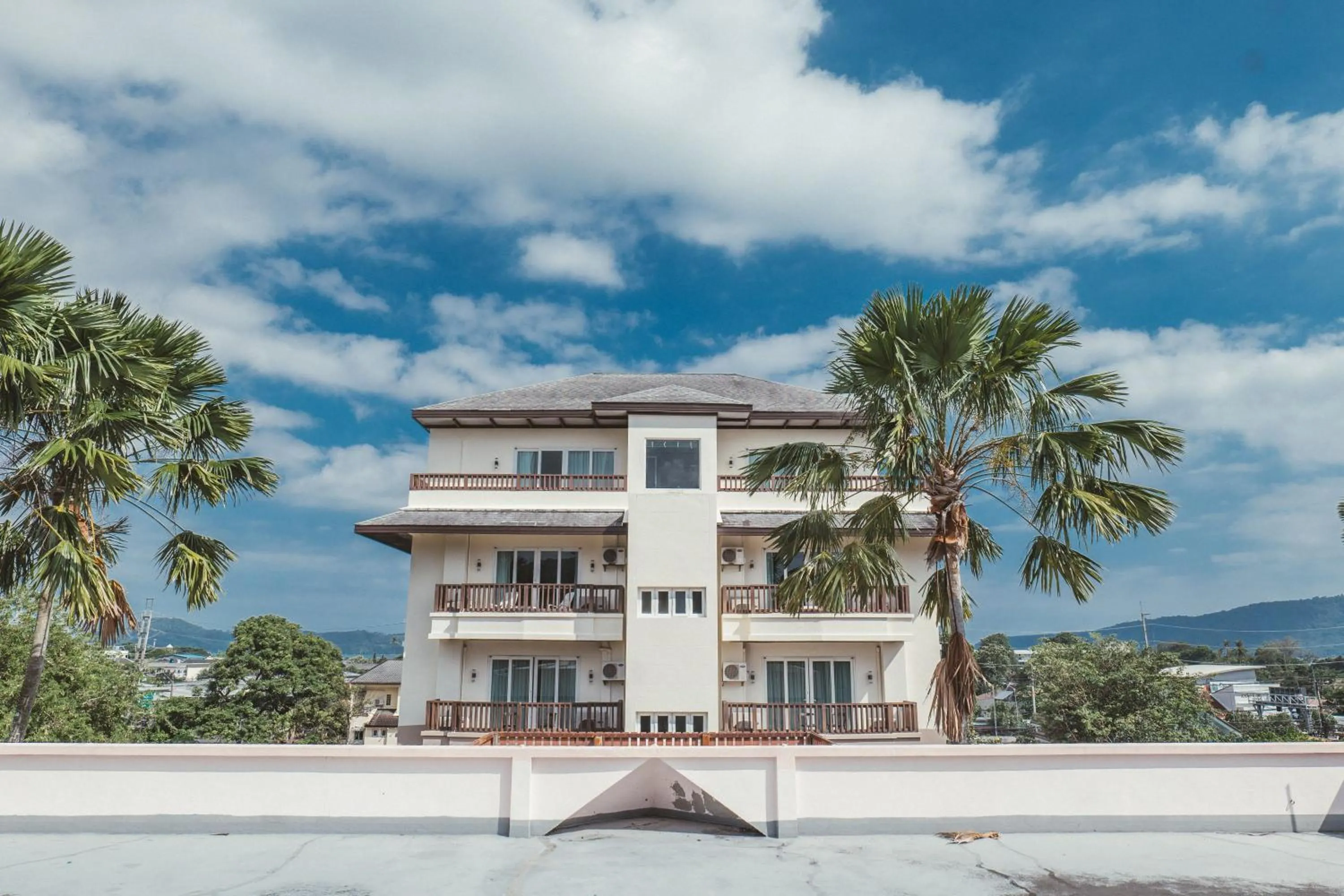 Property building in Ratana Hotel Chalong