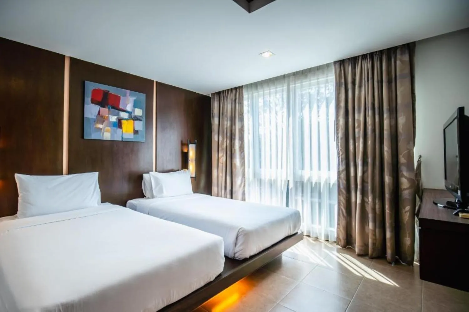 Two-Bedroom Suite in Ratana Hotel Chalong