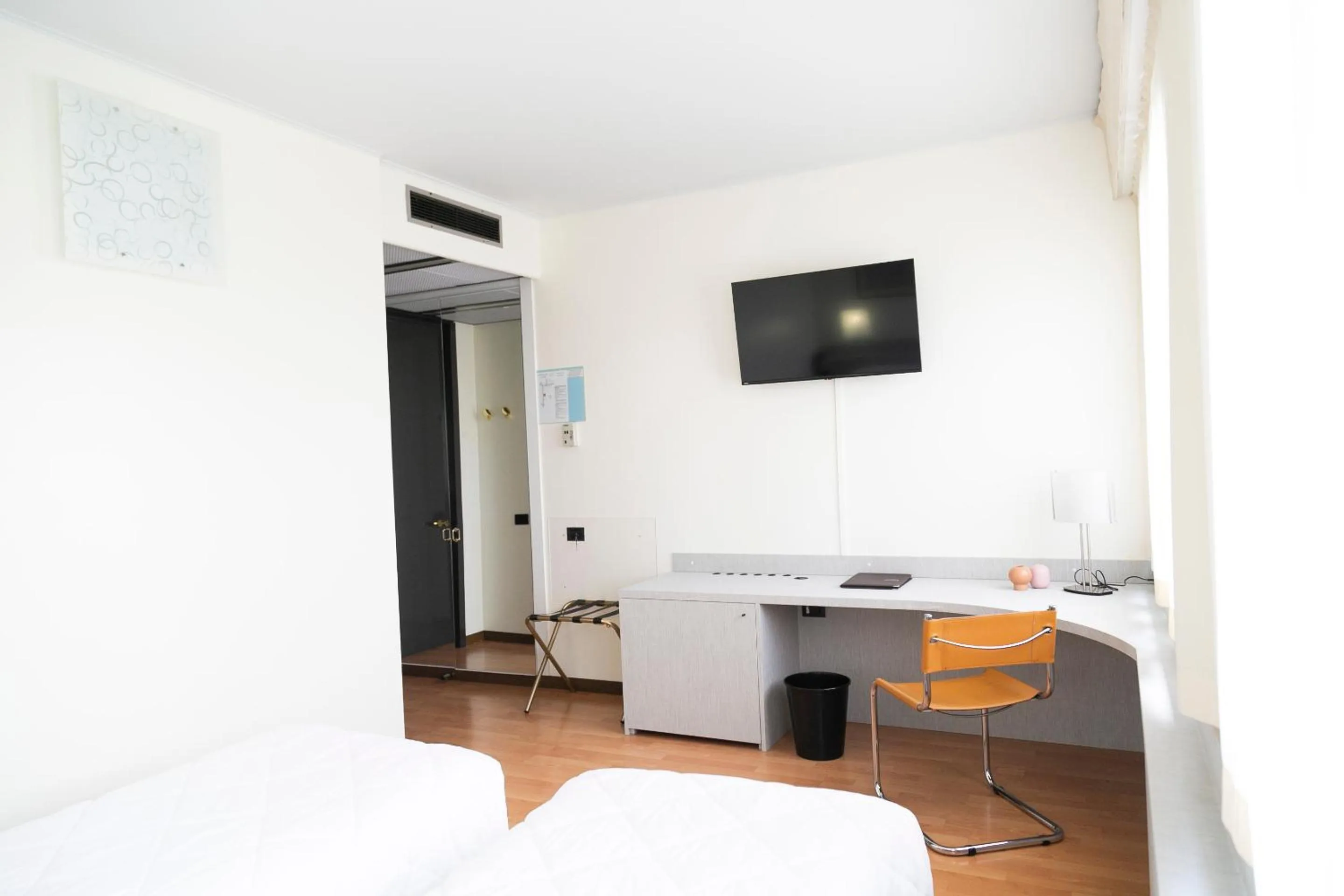 Bedroom in Melas Hotel