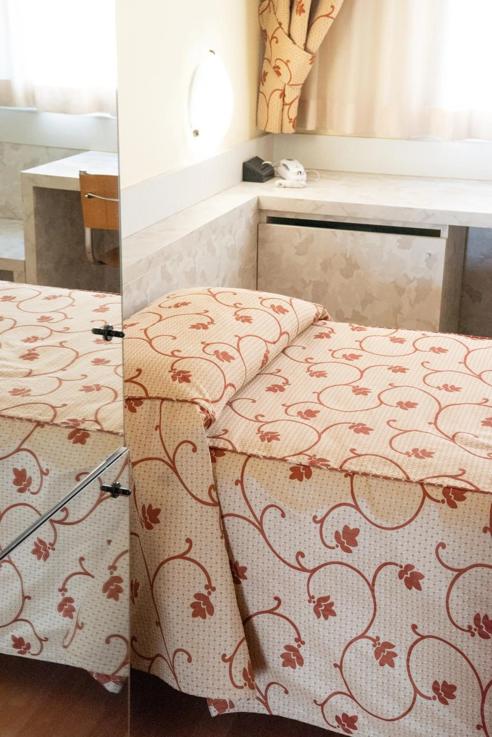 Bedroom, Bed in Melas Hotel